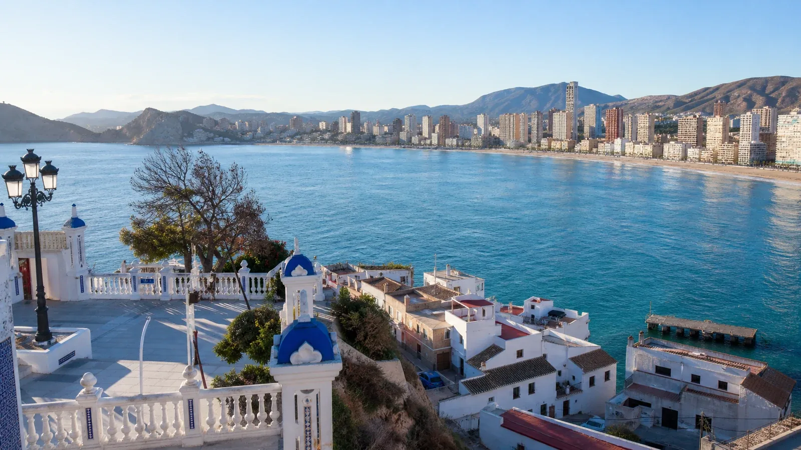 Lohnt sich eine Reise nach Benidorm? Die schönen Seiten, die Nachteile und für wen sich das Reiseziel wirklich eignet