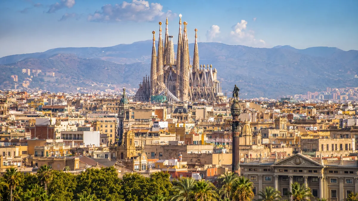 Barcelona travel guide for planning your trip