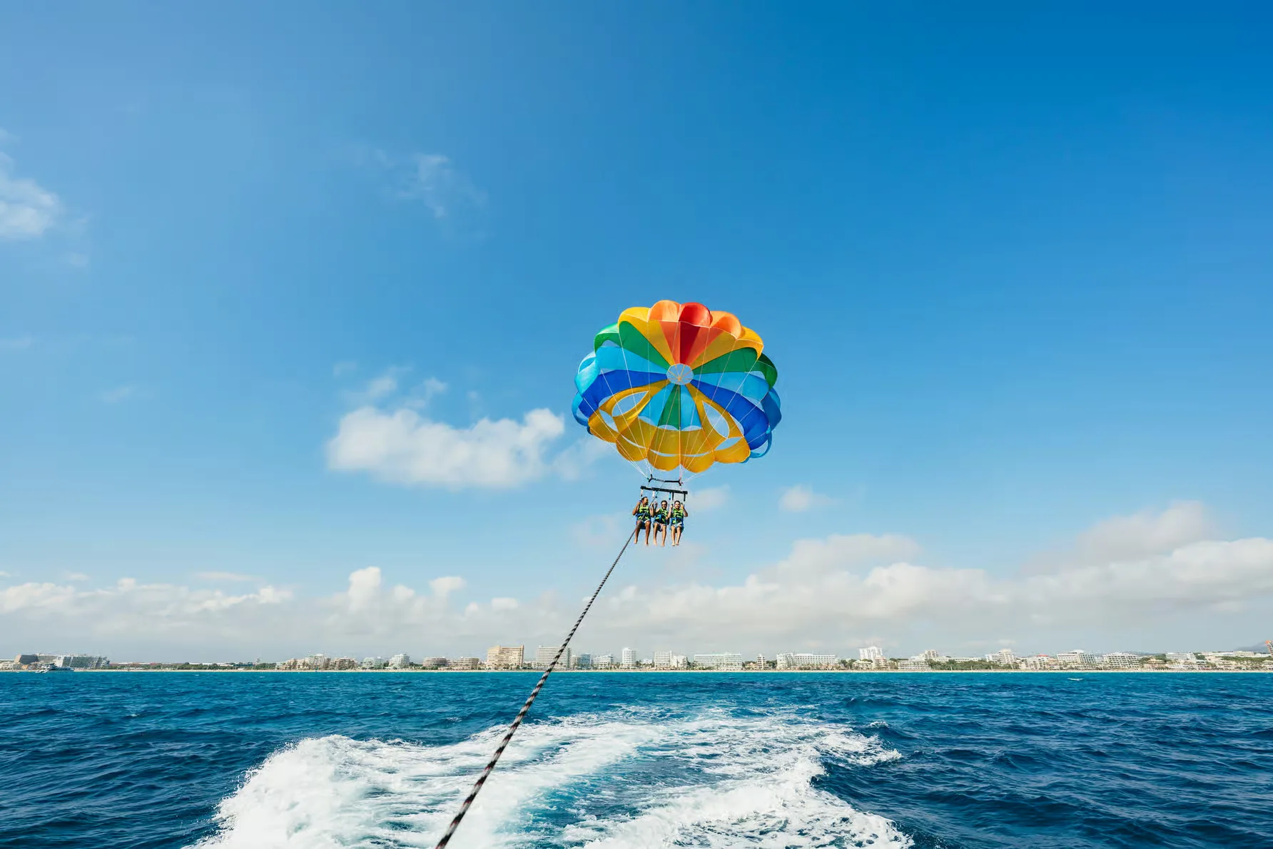 Fly over Mallorca with Palma Bay parasailing