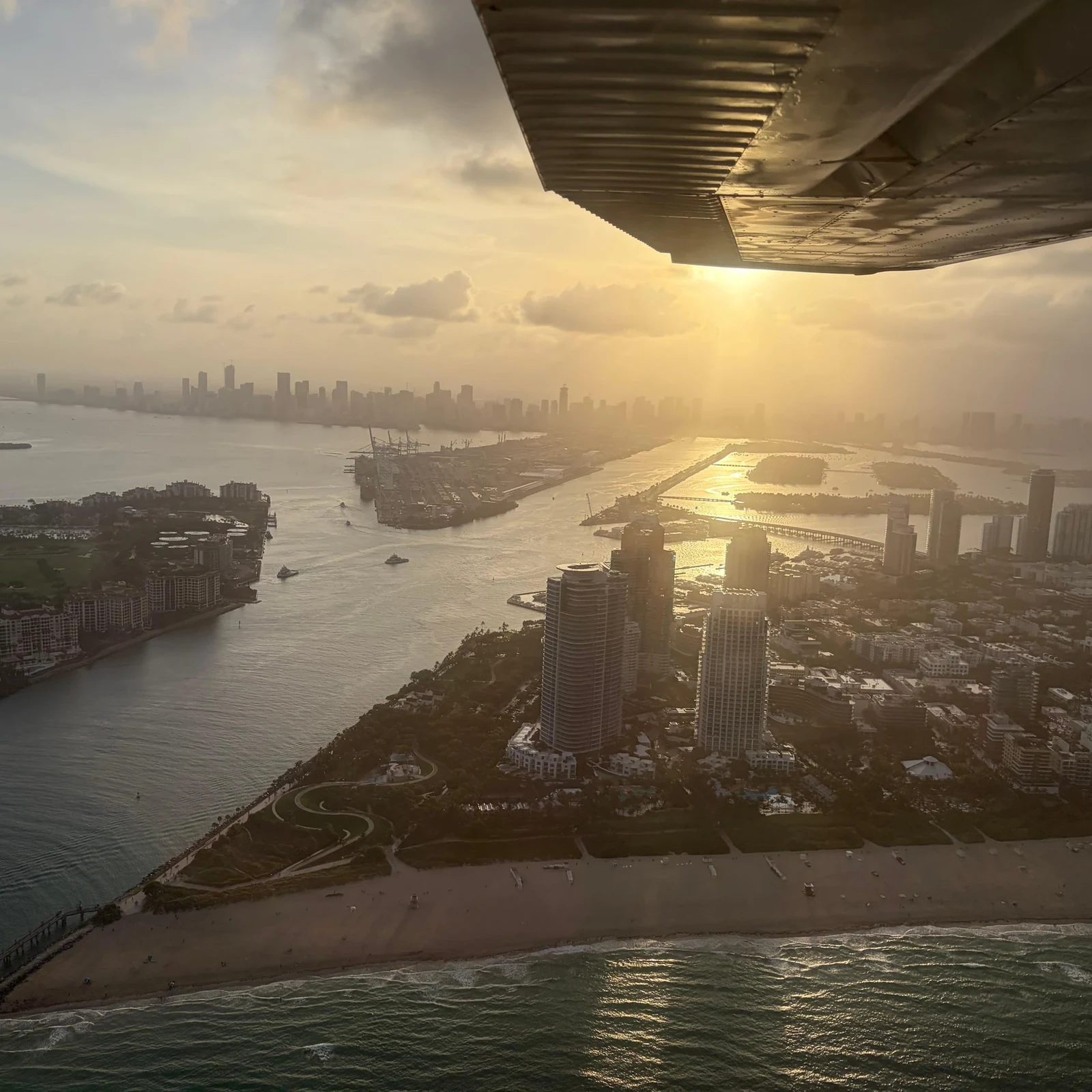 Miami aus der Luft bei einem 50-minütigen Privatflug
