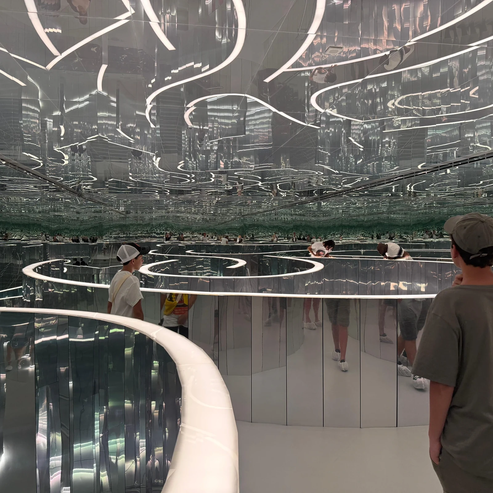 Superblue Miami: immersive Kunst, die auf dich reagiert