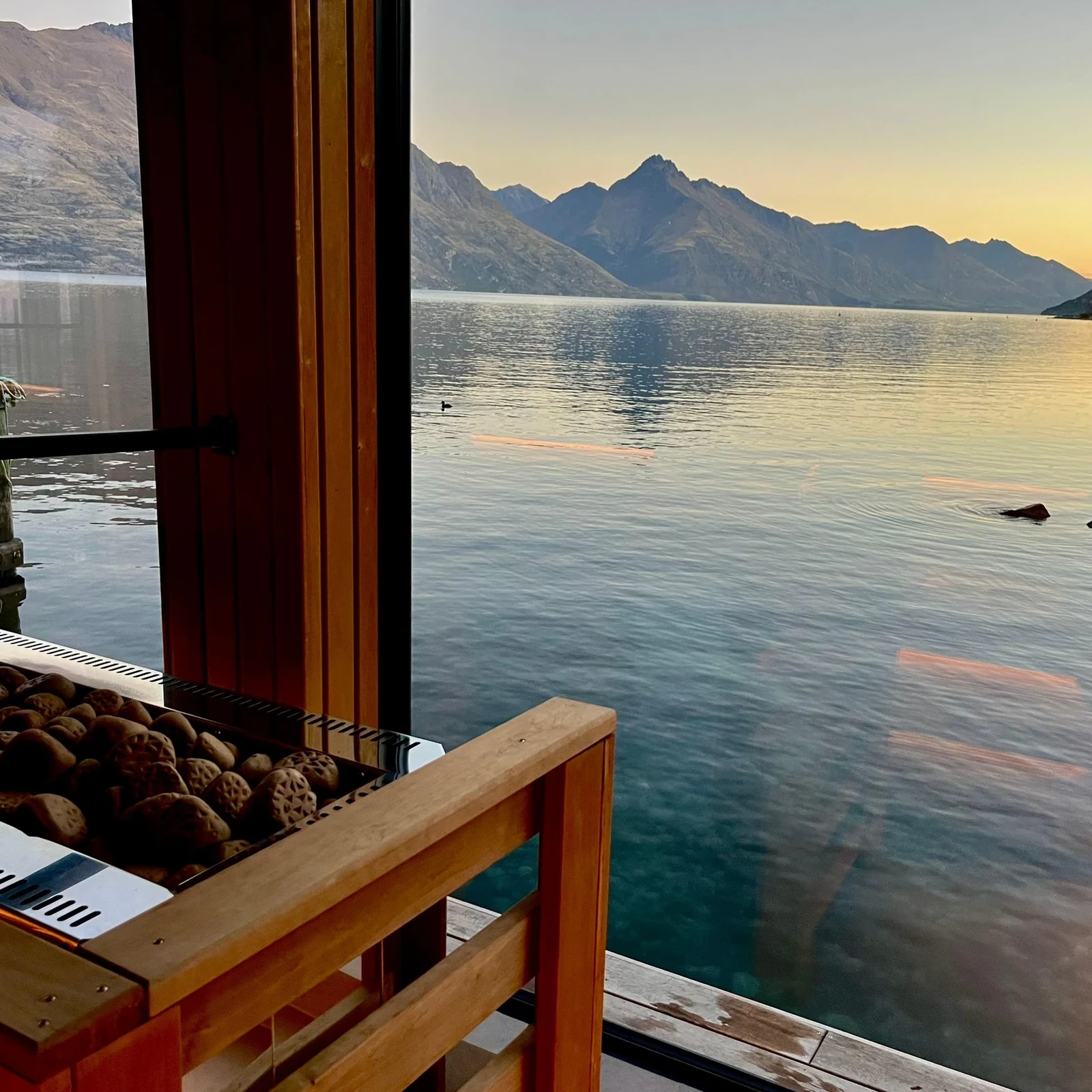 Floating Sauna Queenstown on Lake Whakatipu