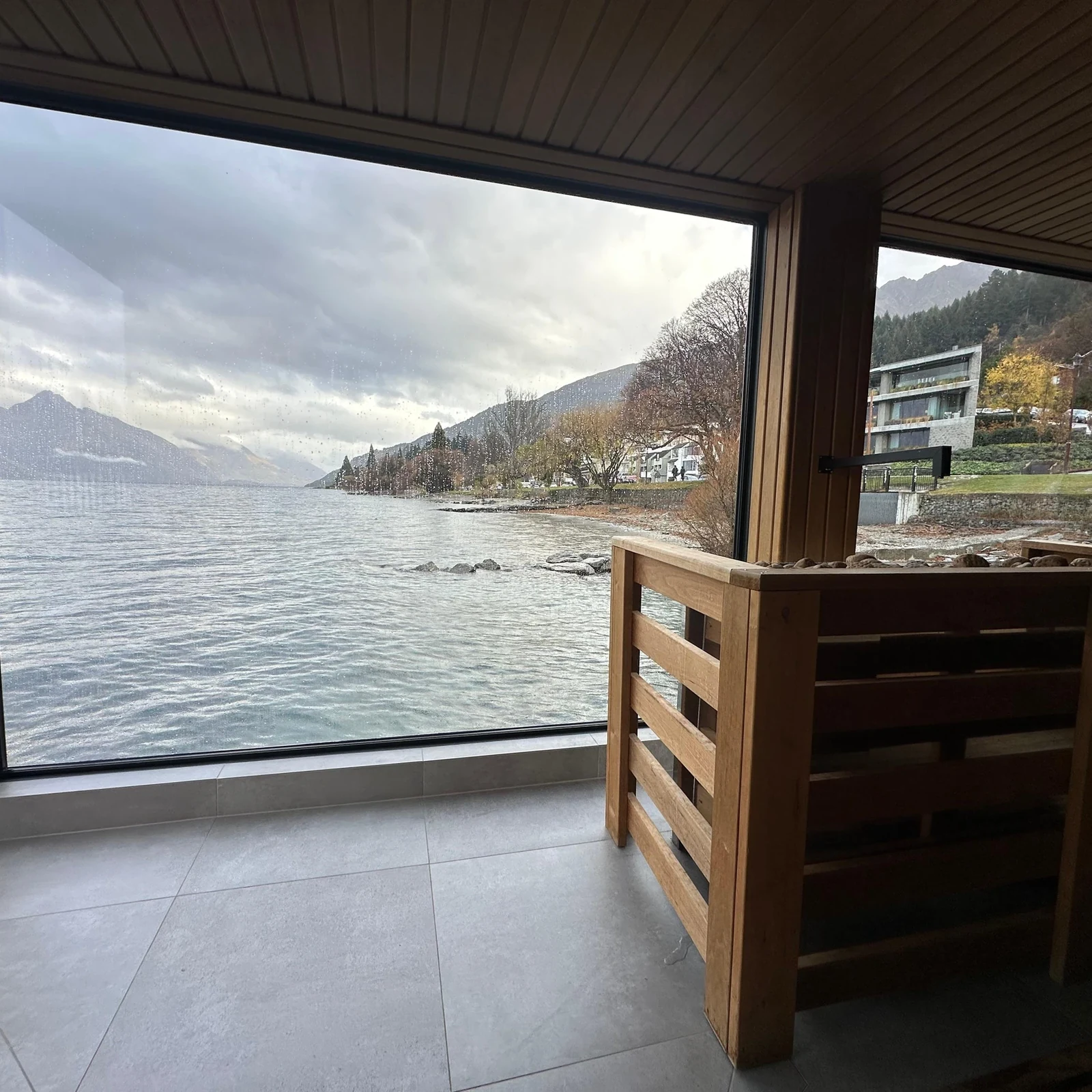 Floating Sauna Queenstown on Lake Whakatipu