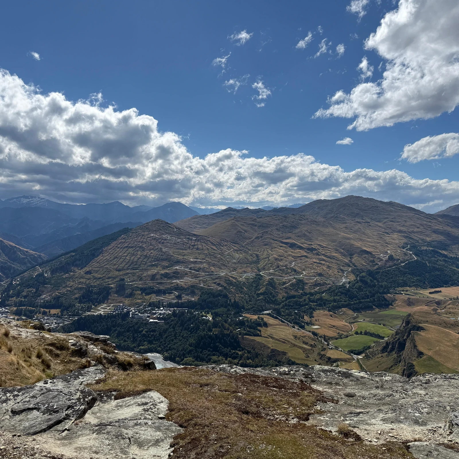 Queenstown quad biking: 4x4 adventure on Queenstown Hill