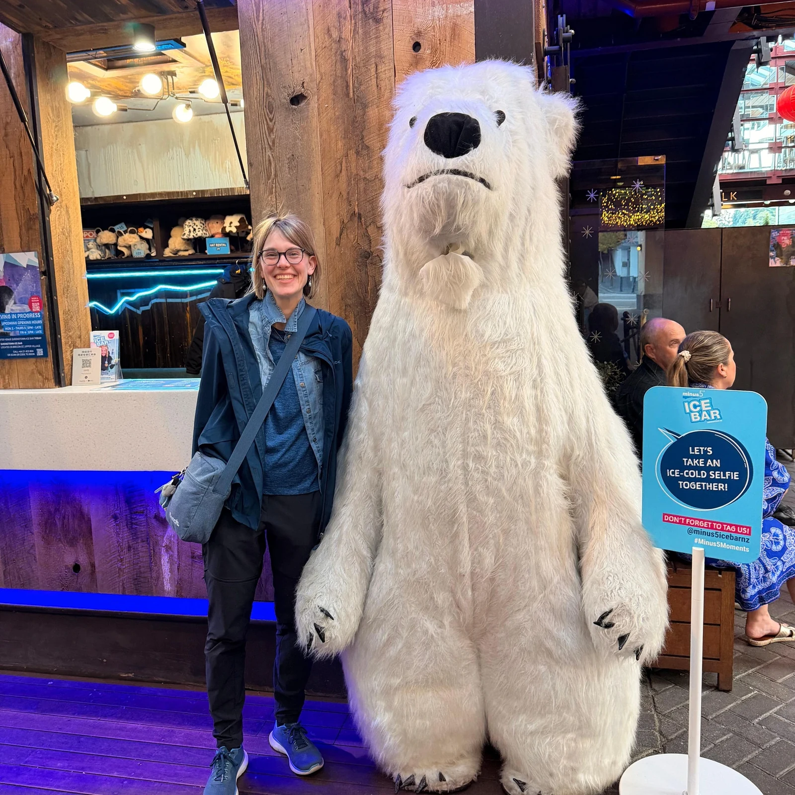 Minus 5 ICE BAR Queenstown with 2 drinks included