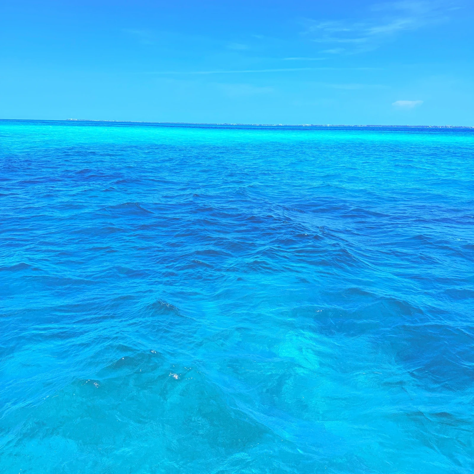 Tour a Isla Mujeres desde Cancún en catamarán con snorkel y Playa Norte
