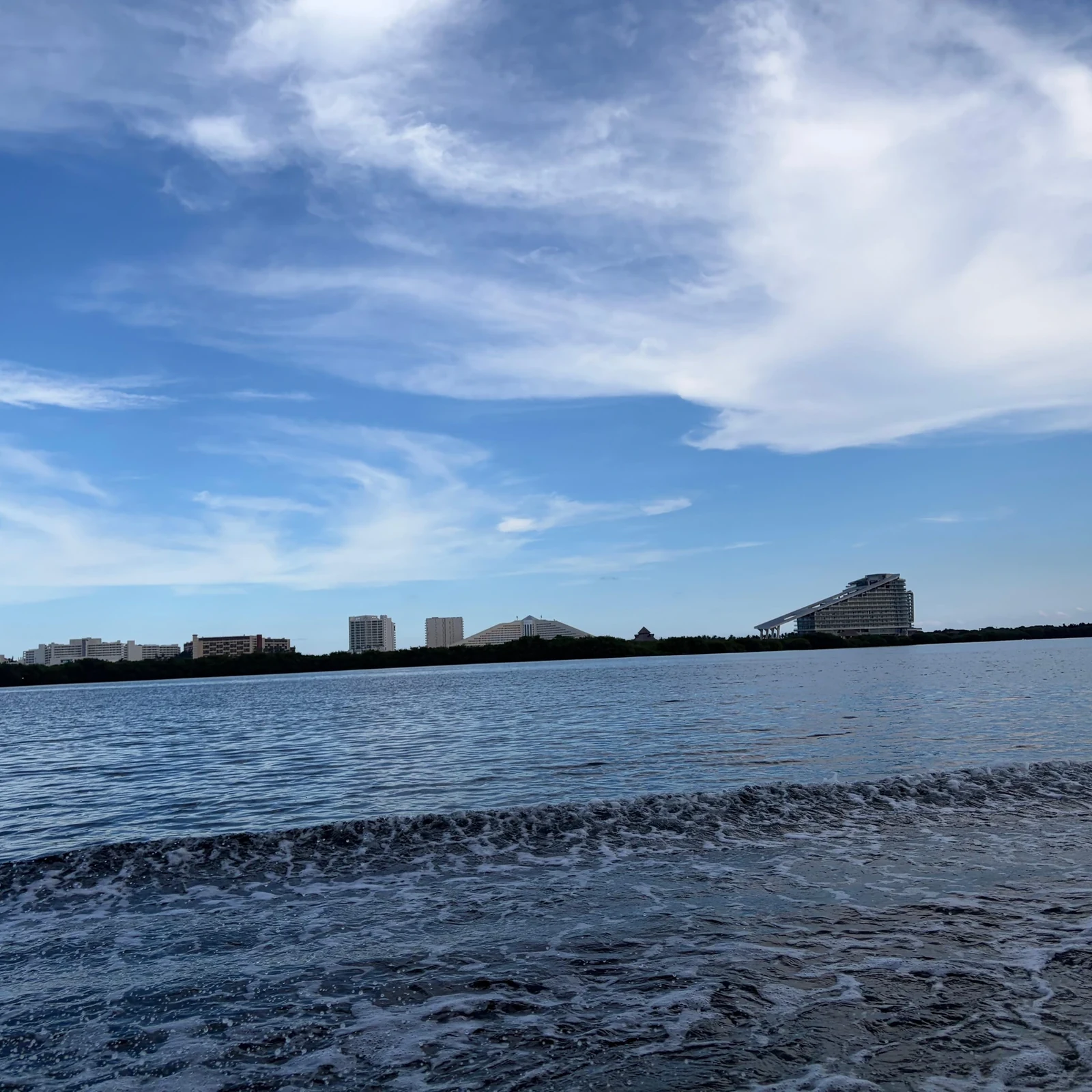 Cancún Jungle Tour with Speedboat and Snorkeling