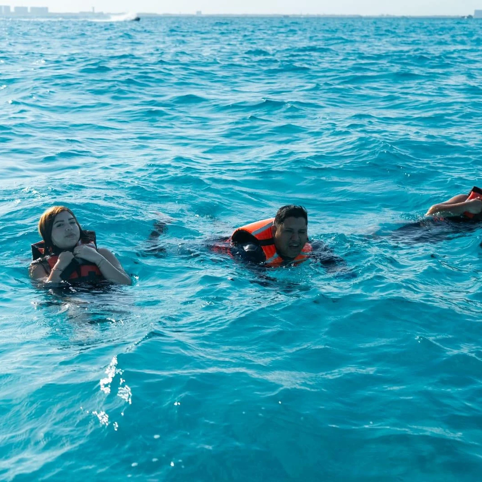 Excursion en bateau transparent à Cancún avec baignade à Blanquizal