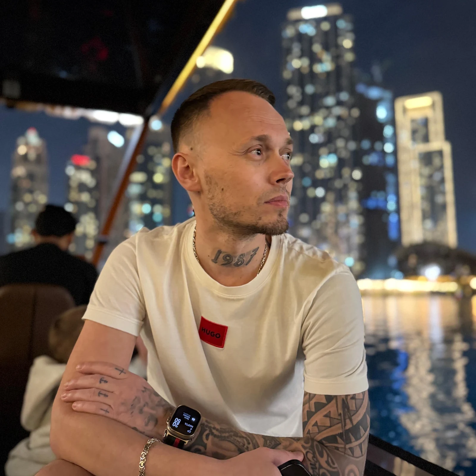 Watch the Dubai Fountain from a traditional abra on Burj Lake