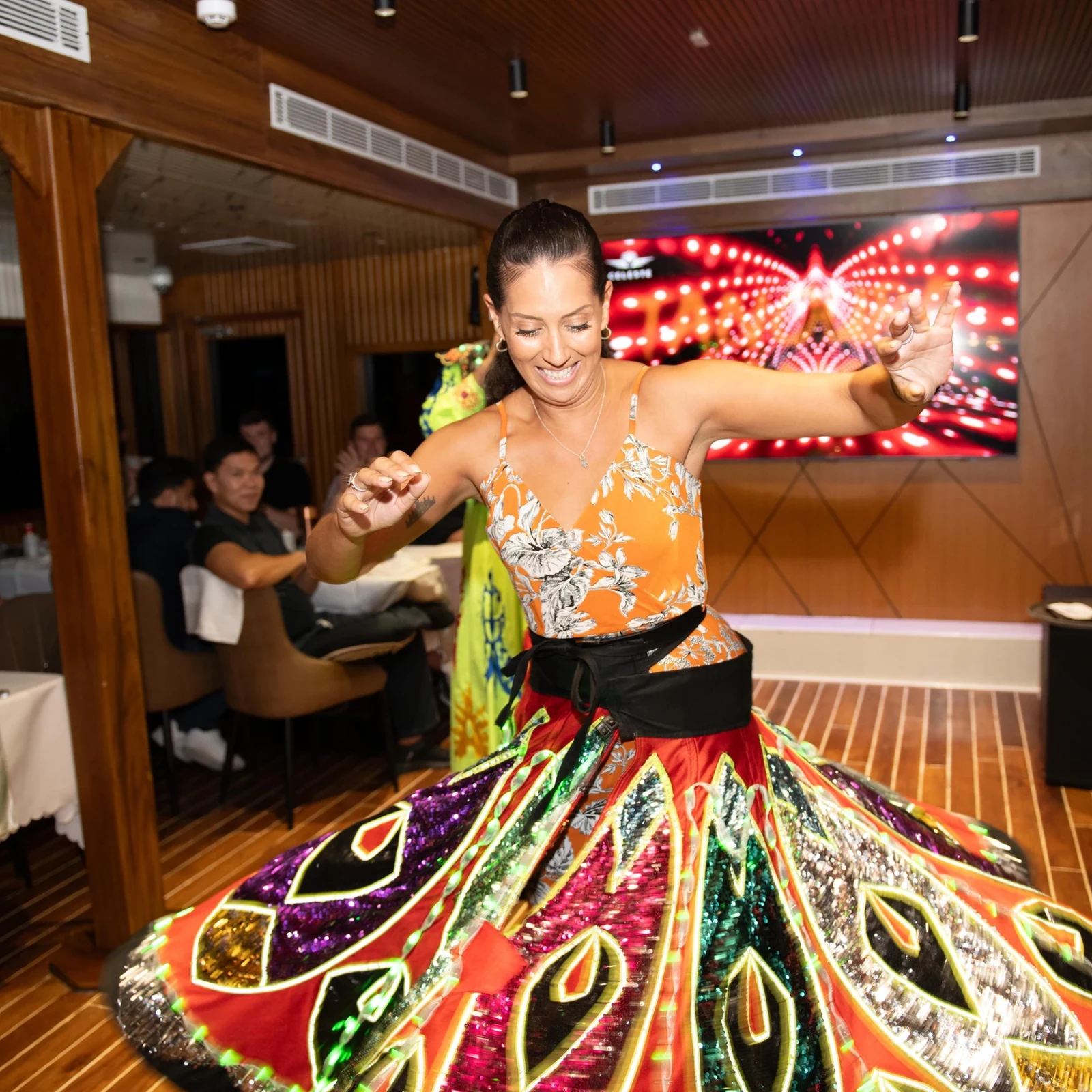 Dubai Marina at night: dinner, skyline views and live entertainment