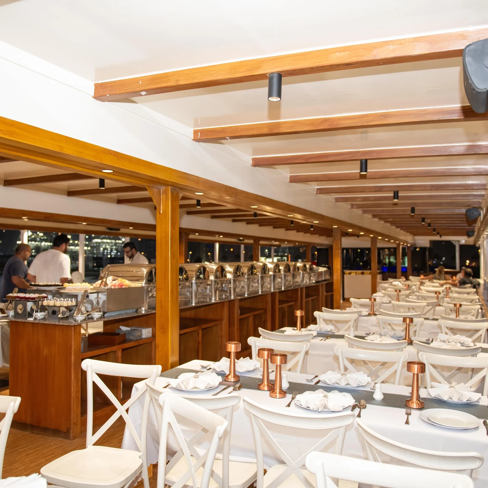 Dubai Marina at night: dinner, skyline views and live entertainment