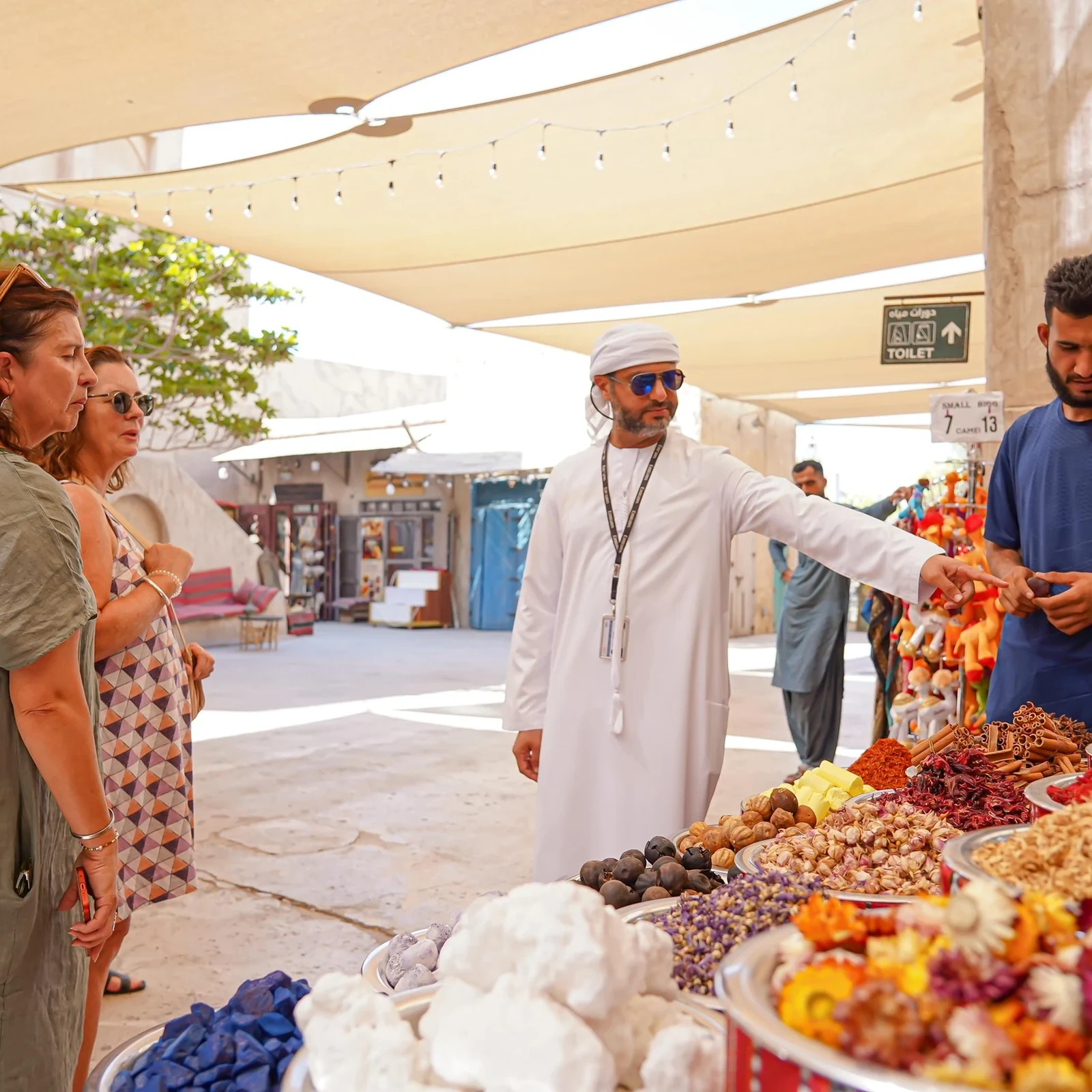 Old Dubai, sus zocos y Dubai Creek con guía y paseo en abra