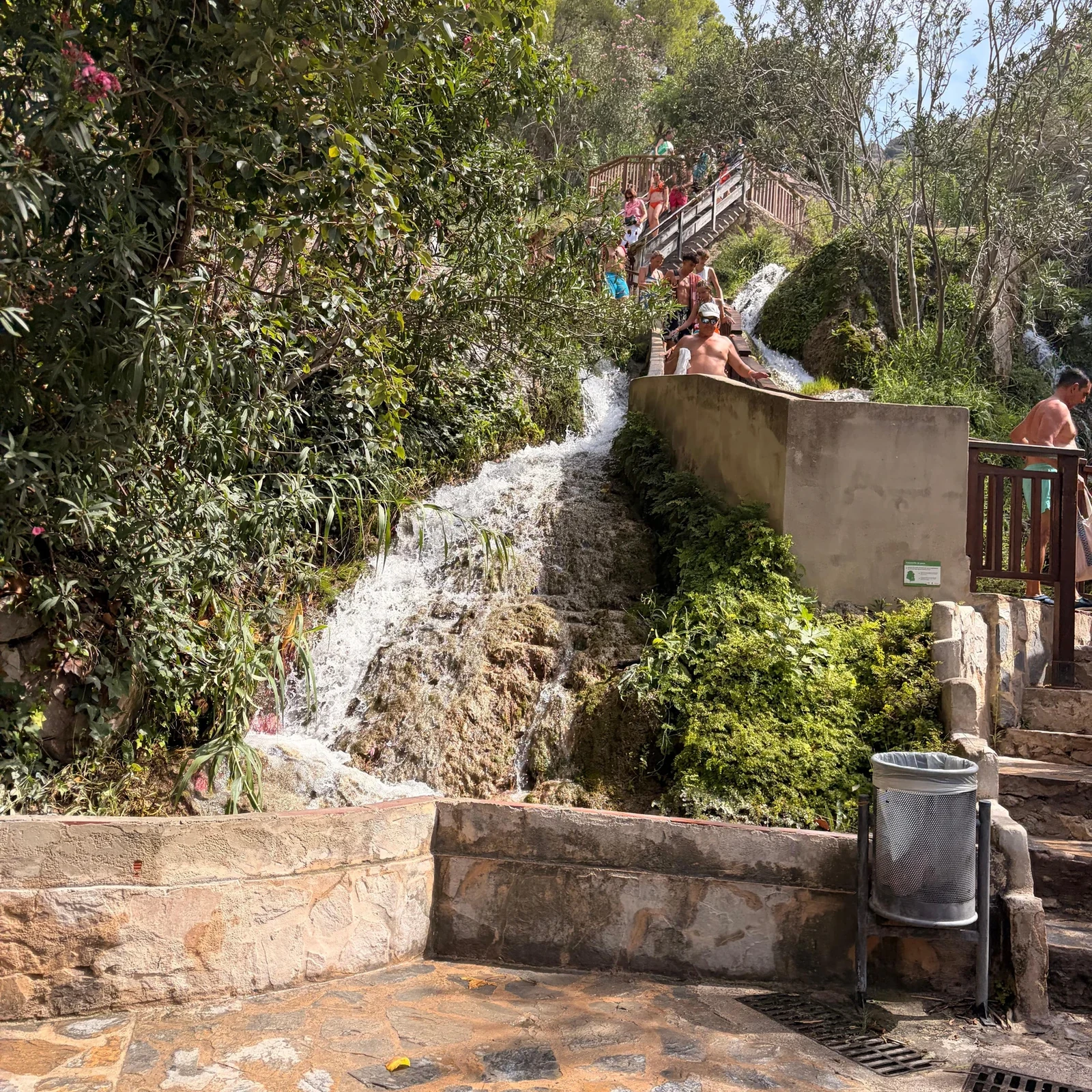 Cascades de l’Algar depuis Benidorm et Albir avec transport et entrée