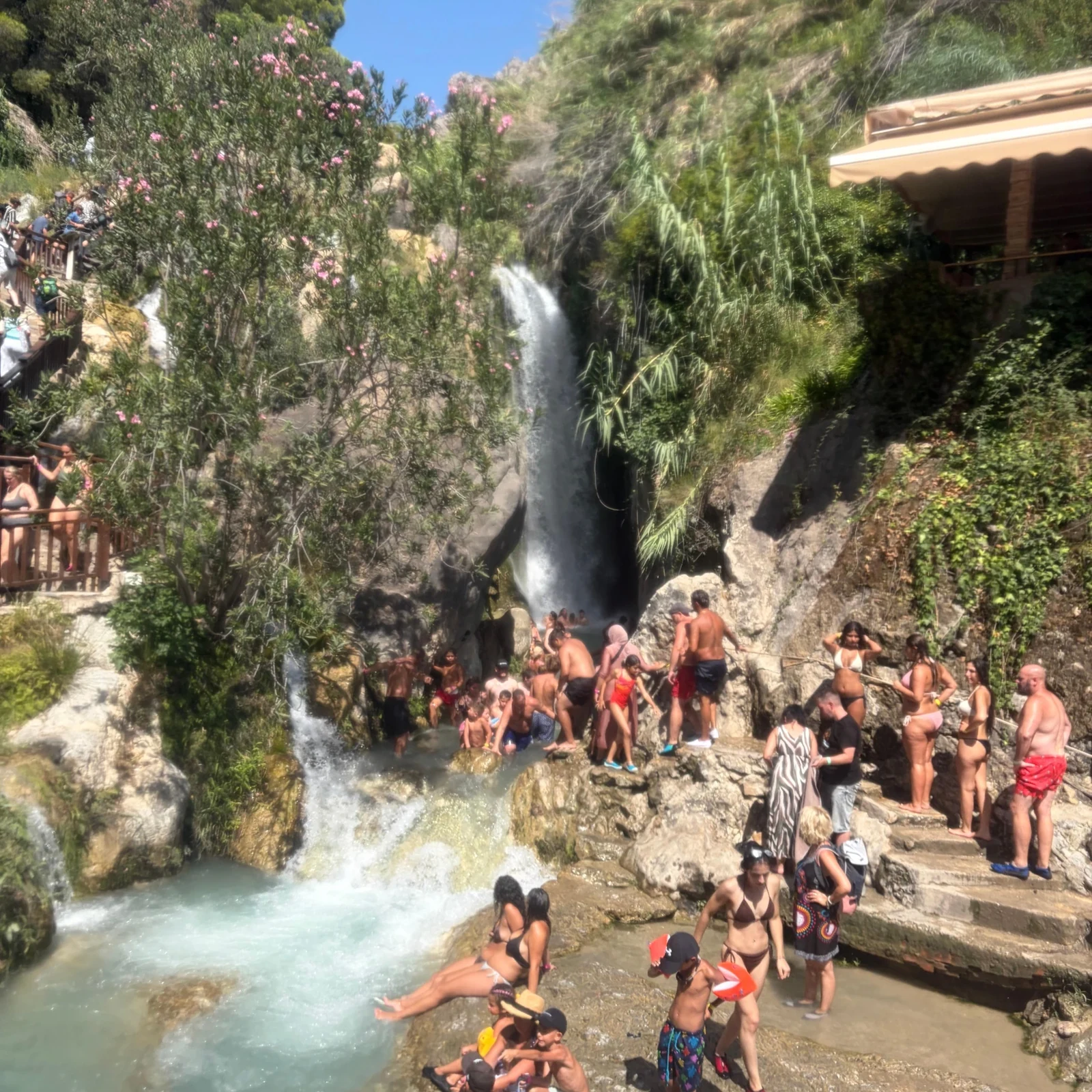 Cascades de l’Algar depuis Benidorm et Albir avec transport et entrée