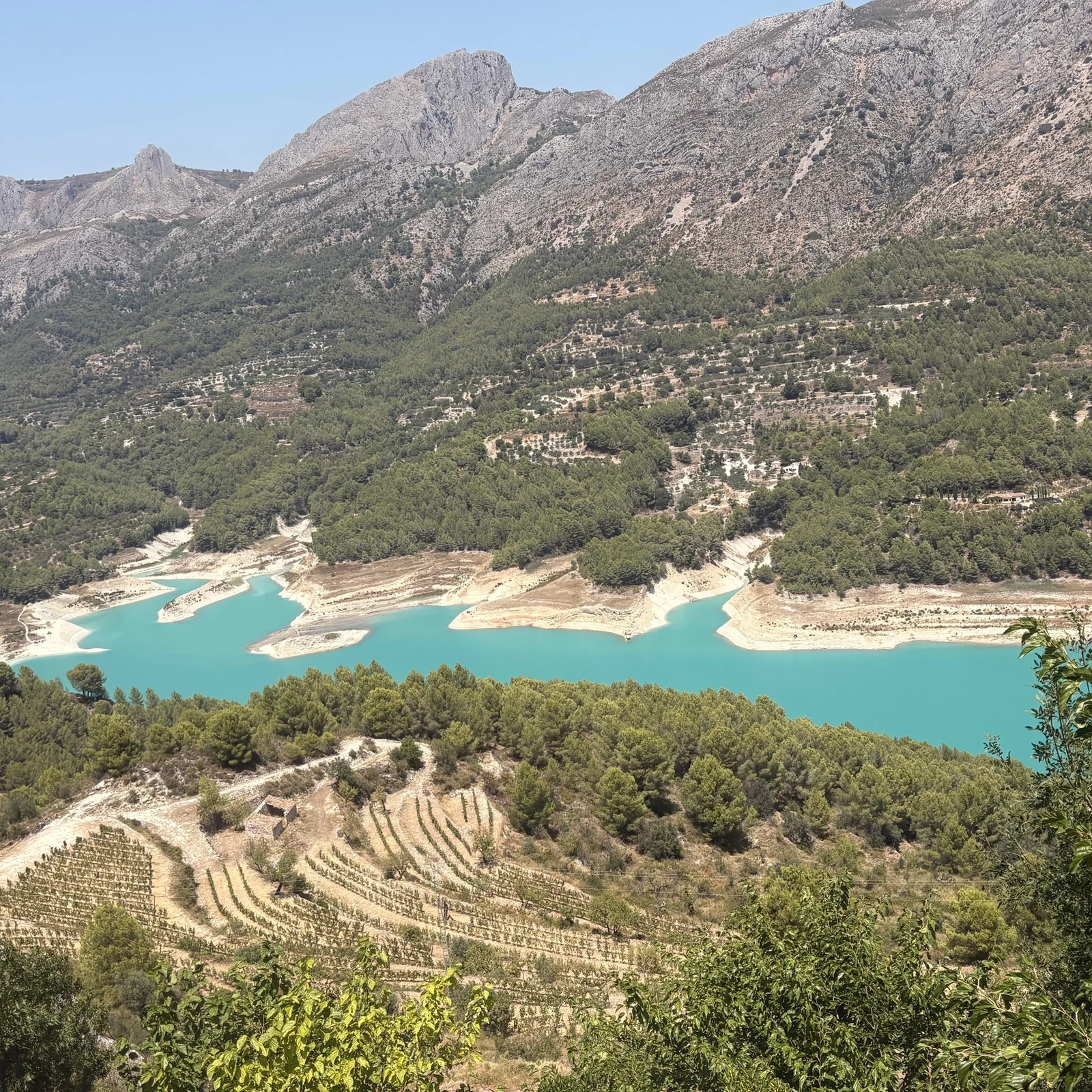 Guadalest y las Fuentes del Algar en Jeep desde Benidorm