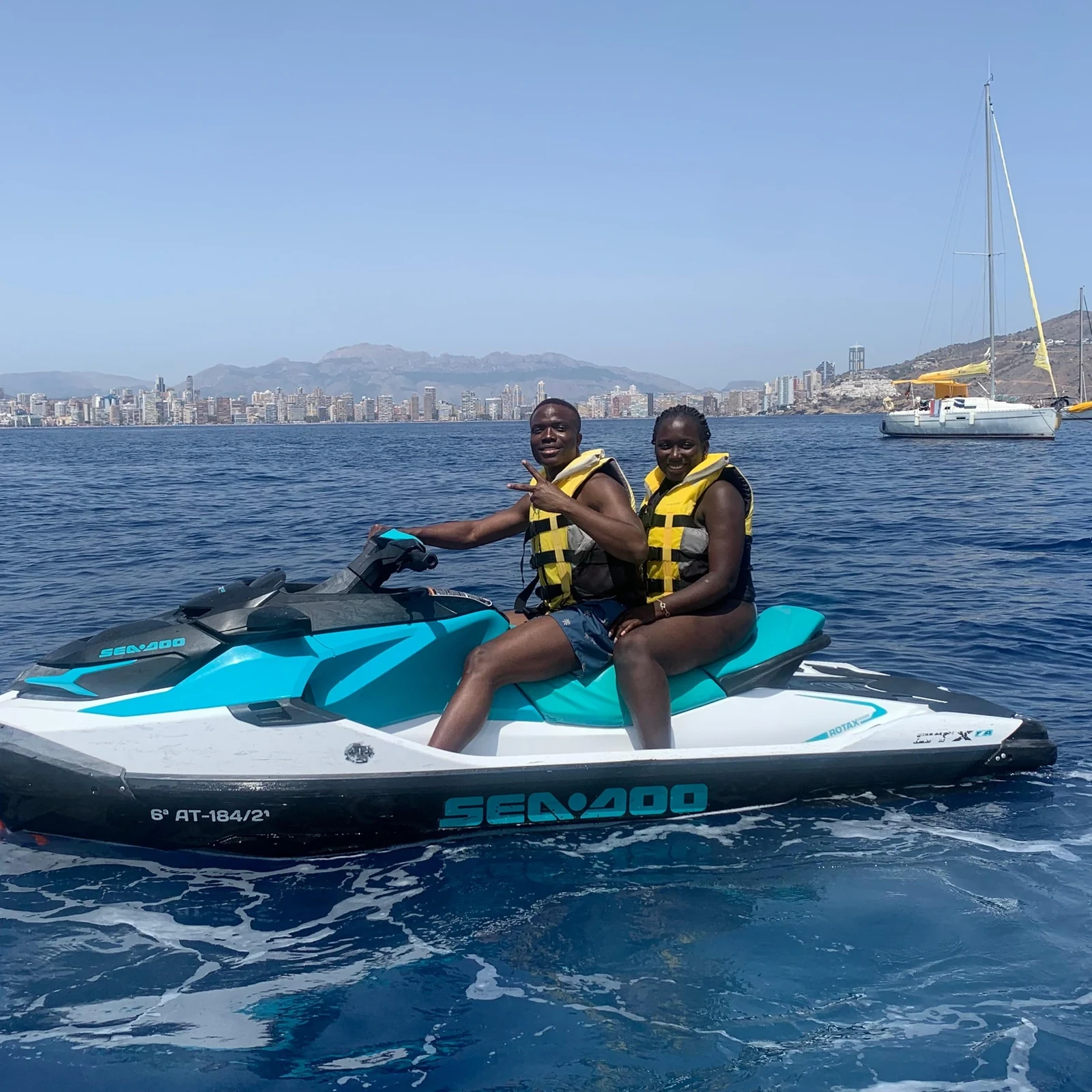 Benidorm per Jetski: Tempo, Meer und Skyline mit Guide