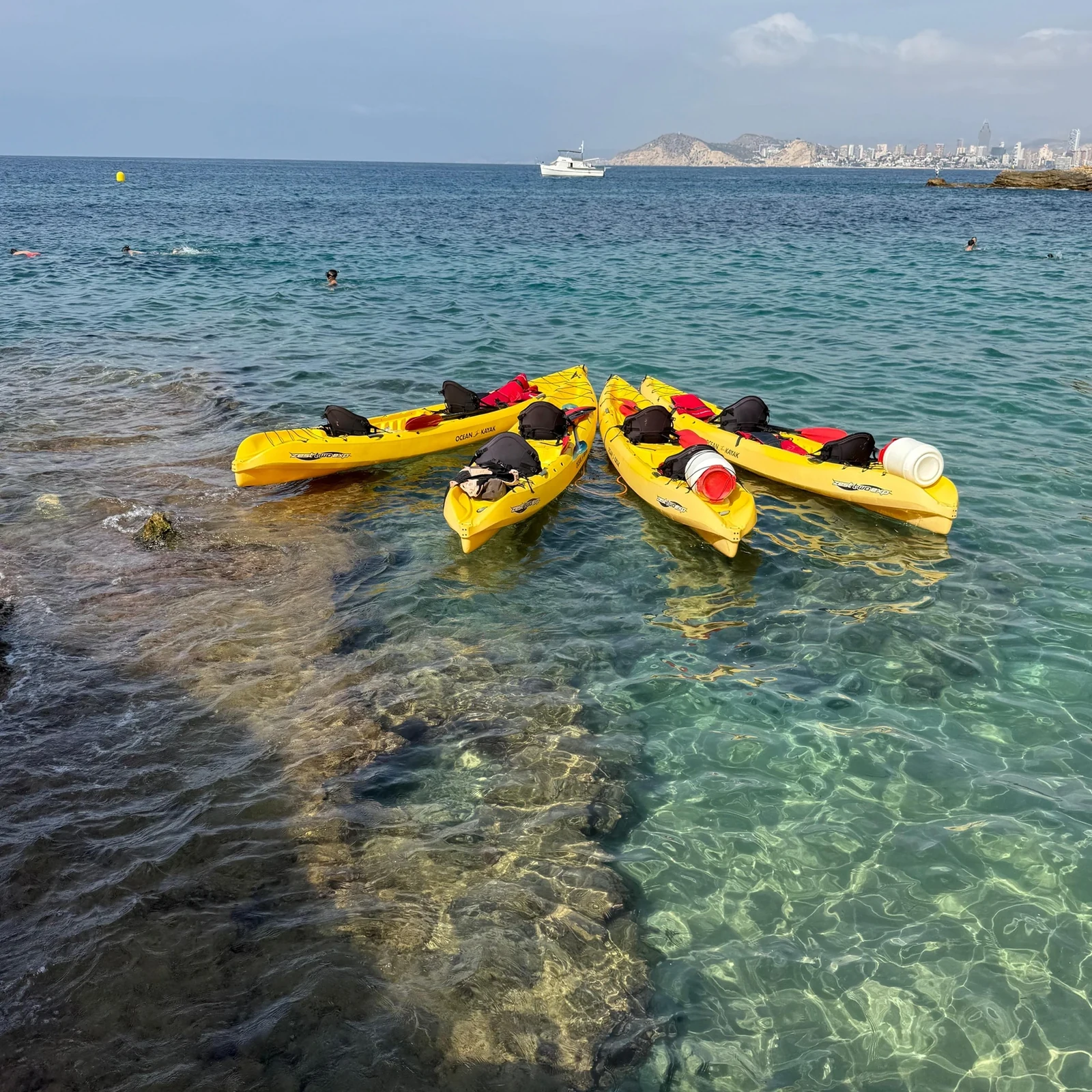 Kayak sur la côte de Benidorm avec possibilités de baignade et snorkeling