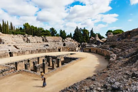 Tour por la Itálica romana en Sevilla