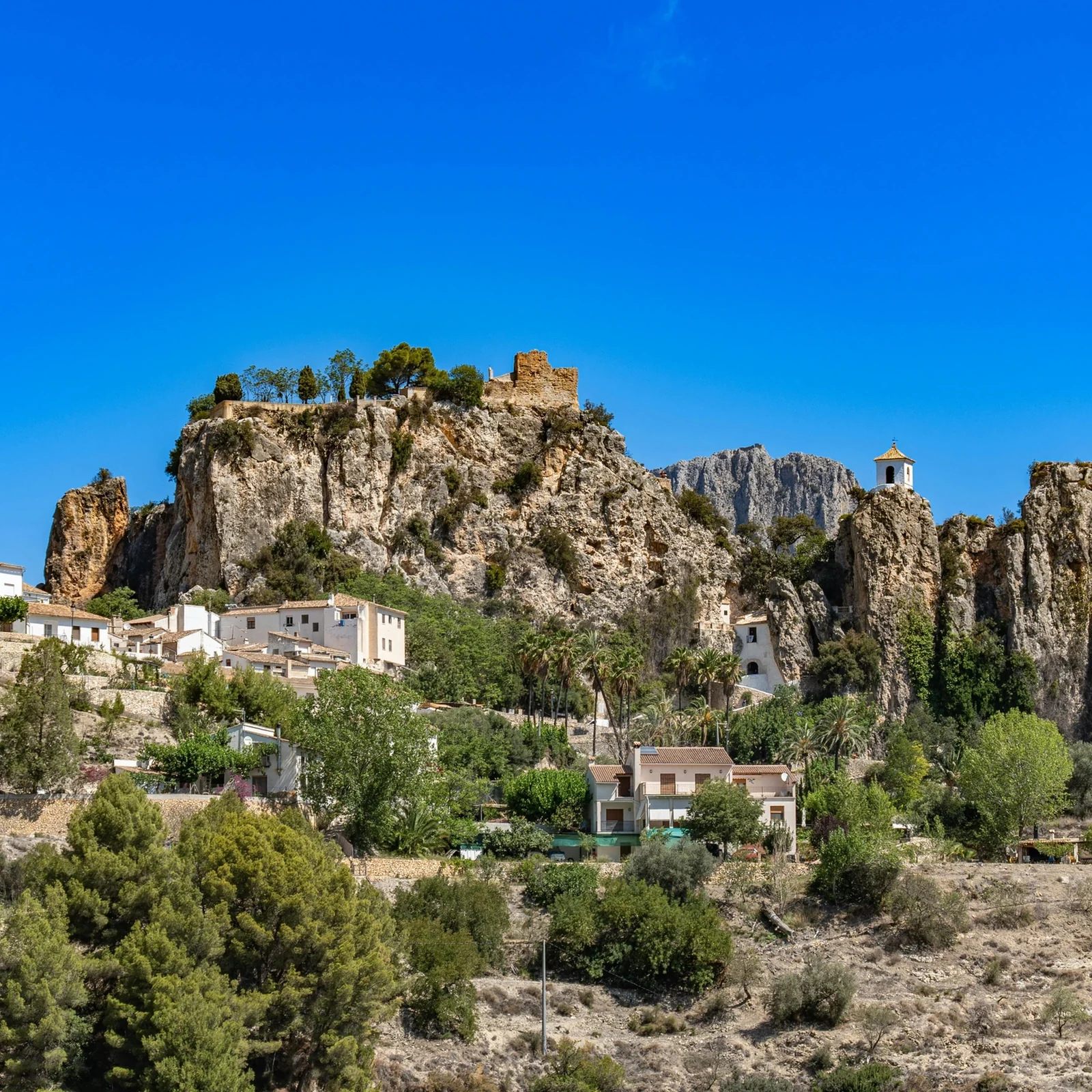Guadalest et les cascades de l'Algar en une journée depuis Alicante ou Benidorm