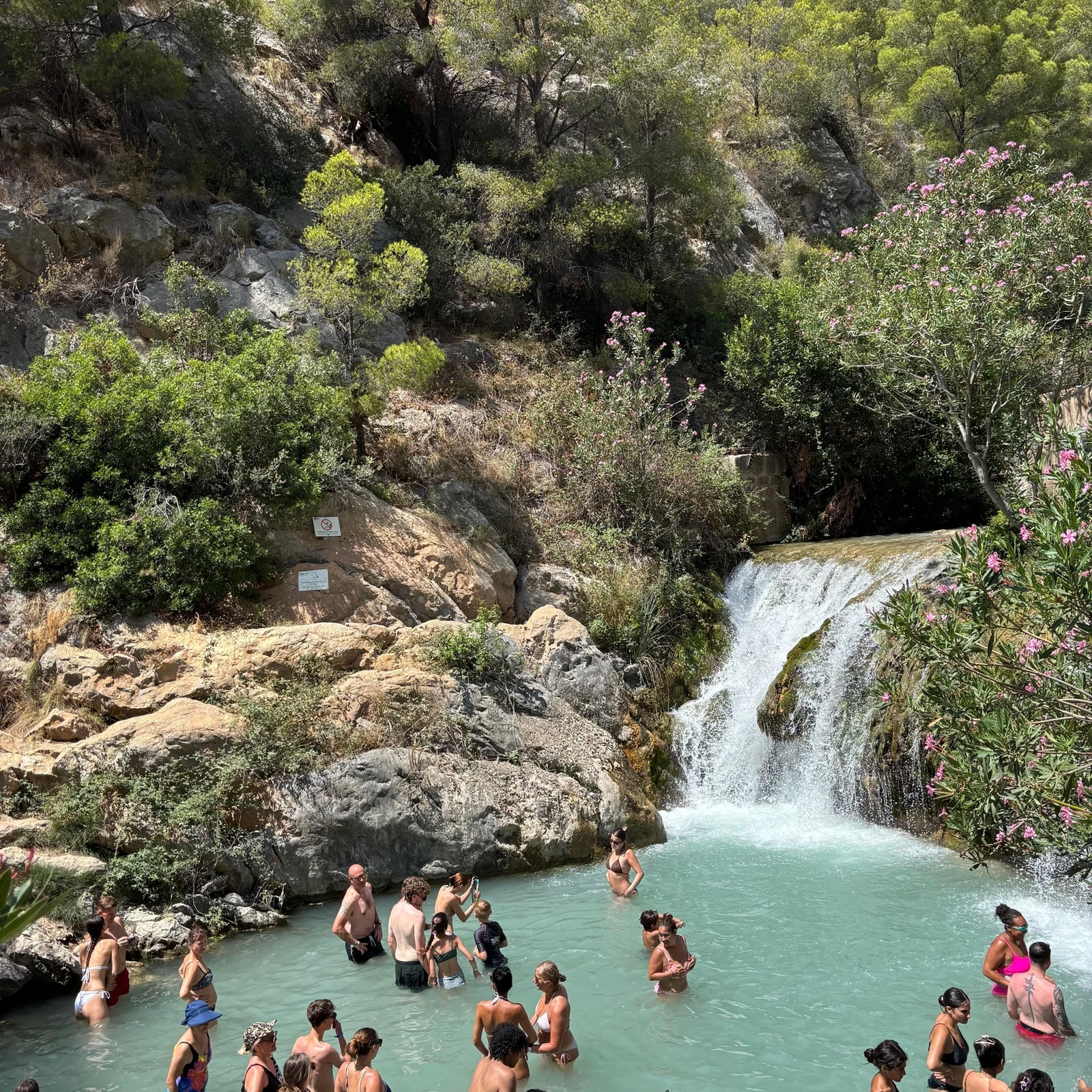 Guadalest et les cascades de l'Algar en une journée depuis Alicante ou Benidorm