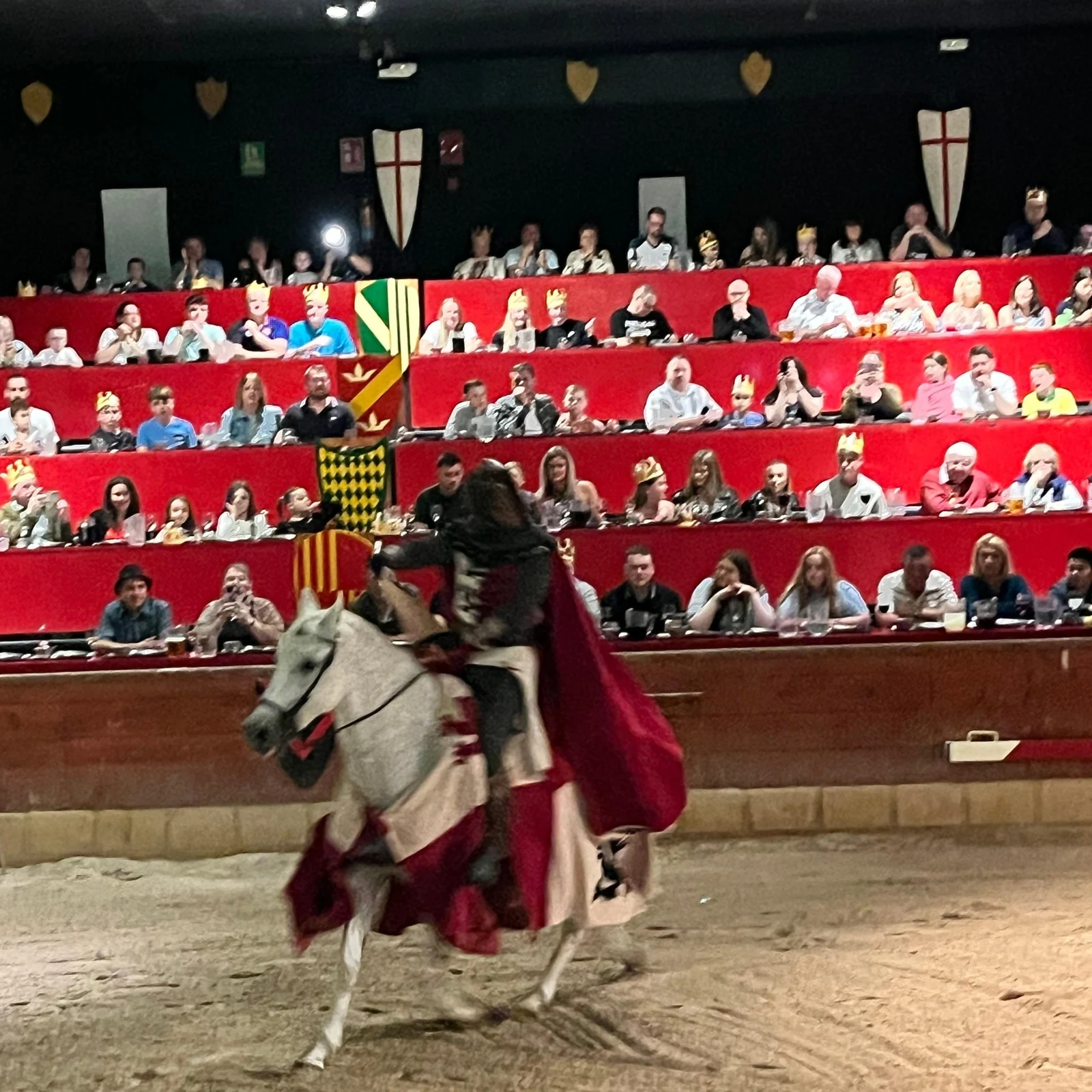 Robin Hood show at Magic Robin Hood with optional dinner