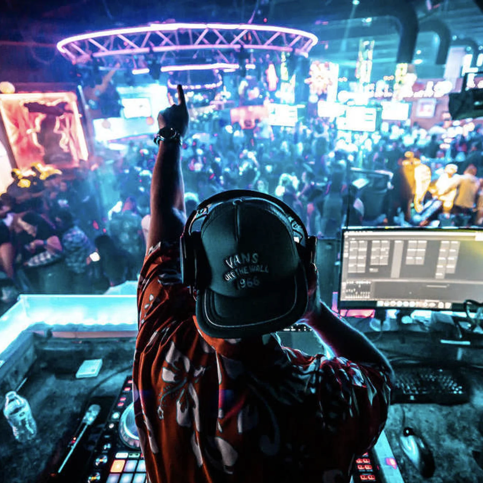 Tournée des bars à Benidorm : 2 bars, 1 discothèque et une soirée déjà organisée