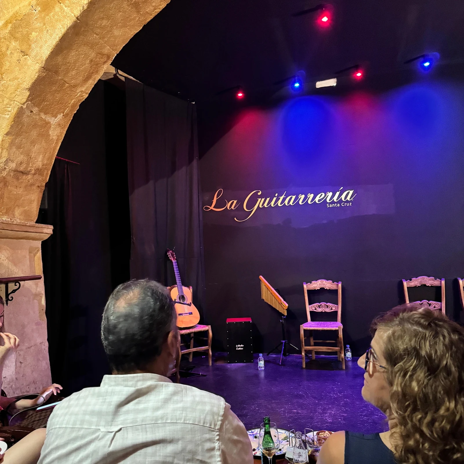 Live-Flamenco im Marbeuf Palace im Viertel Santa Cruz