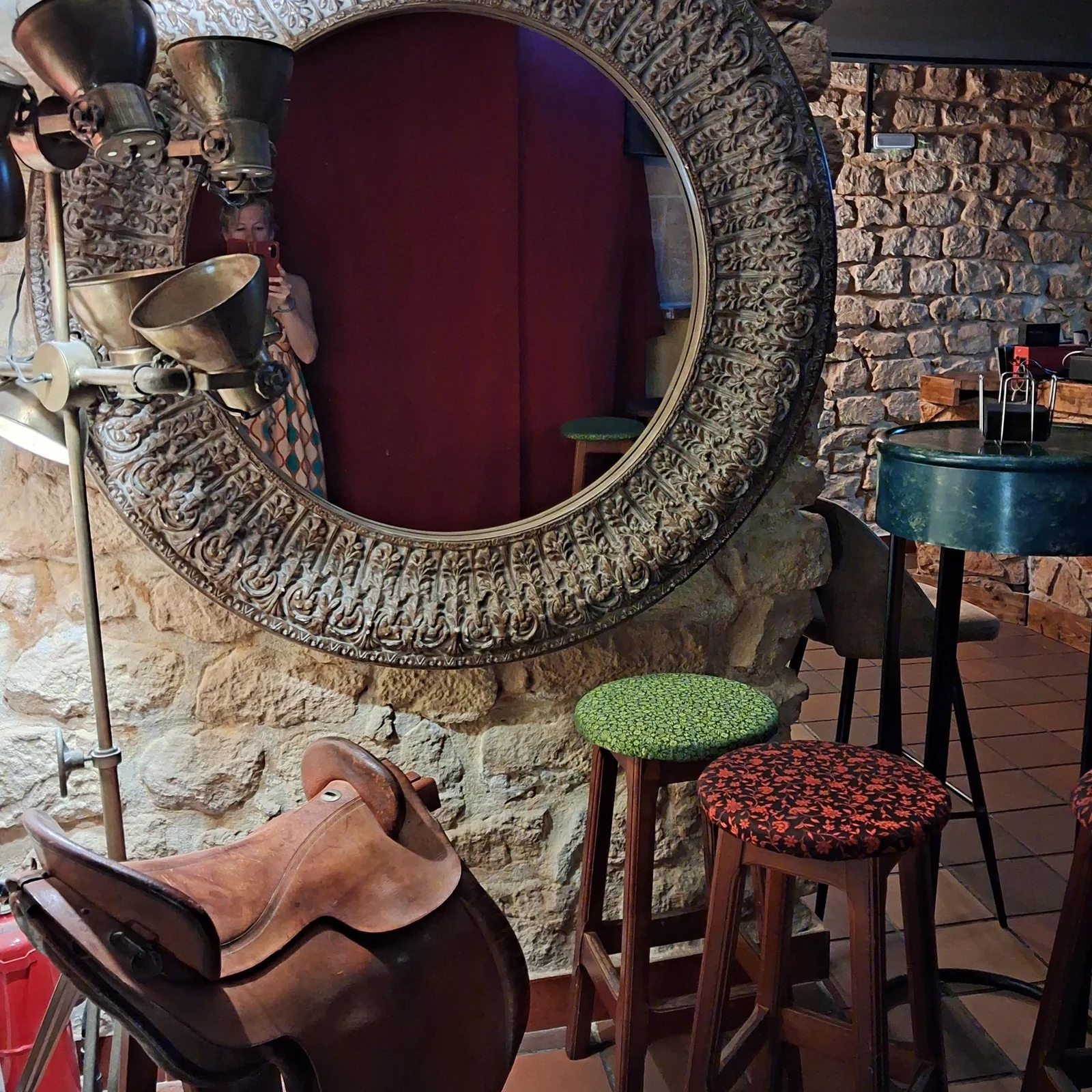 Live-Flamenco im Marbeuf Palace im Viertel Santa Cruz