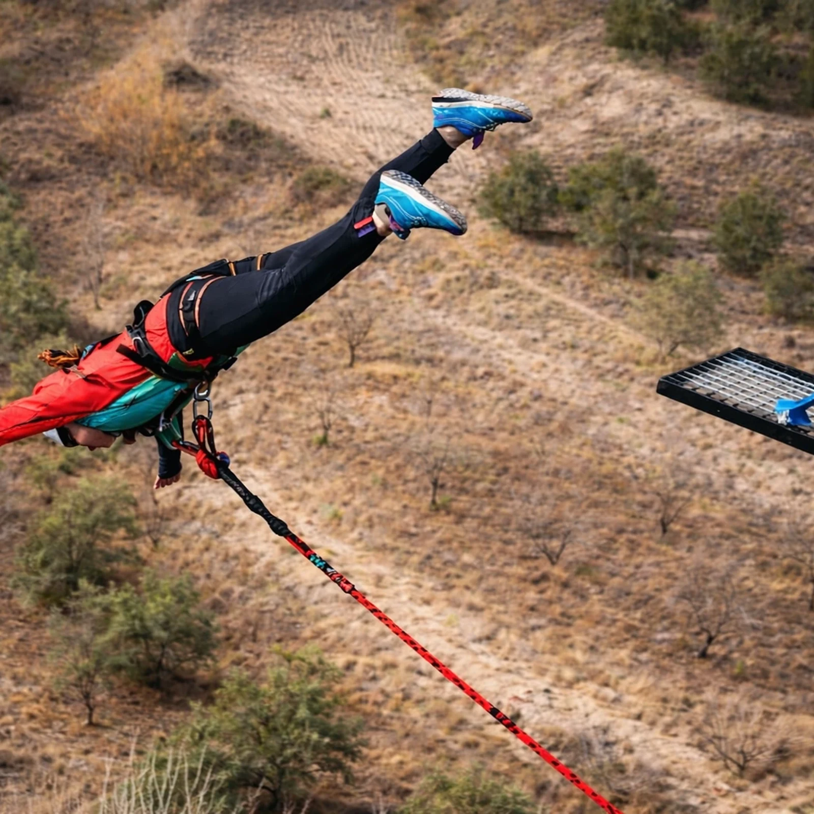 Bungee-Jumping in Alcoy: der Sprung bei Font Rotja