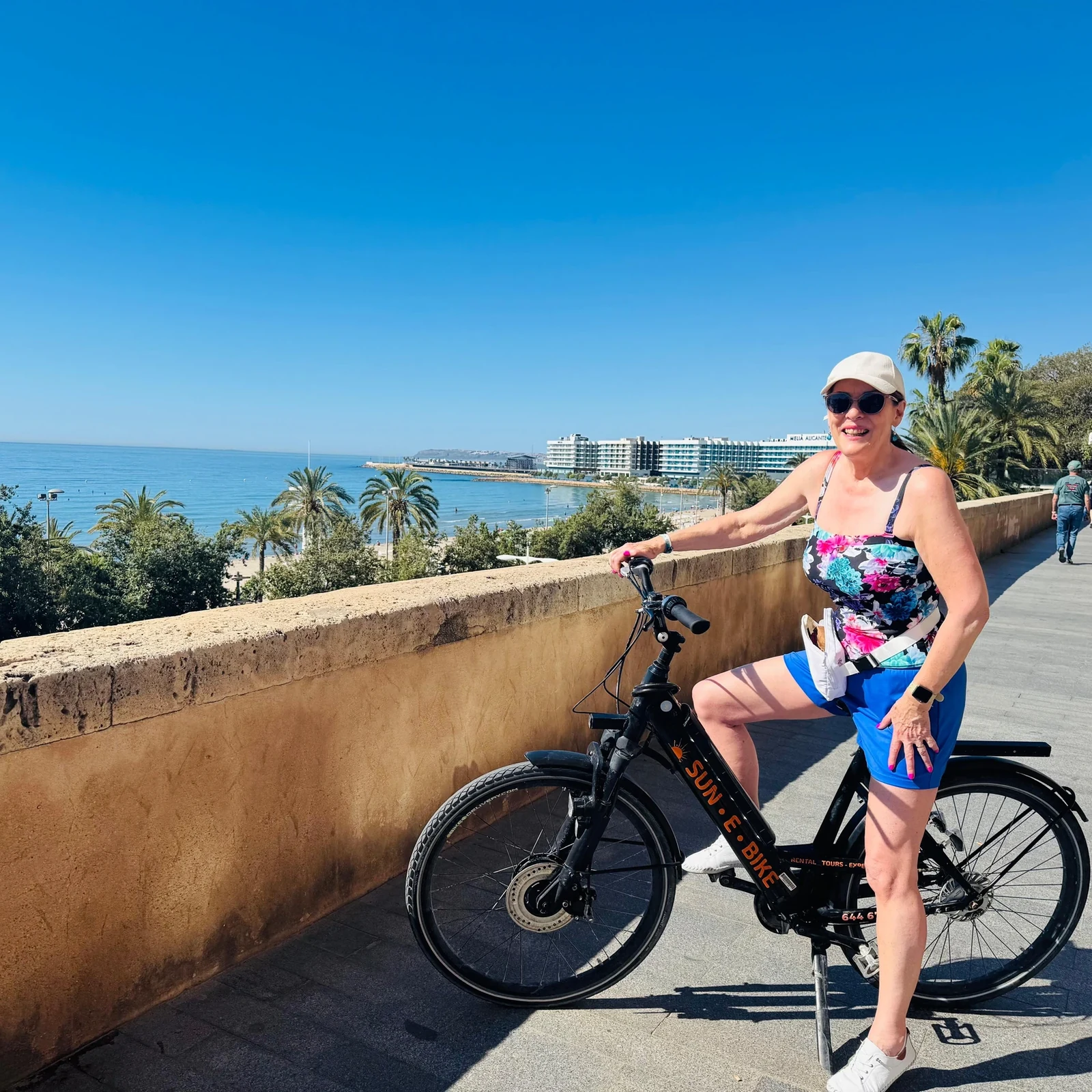 Alicante en e-bike : deux heures pour découvrir la côte avec un guide