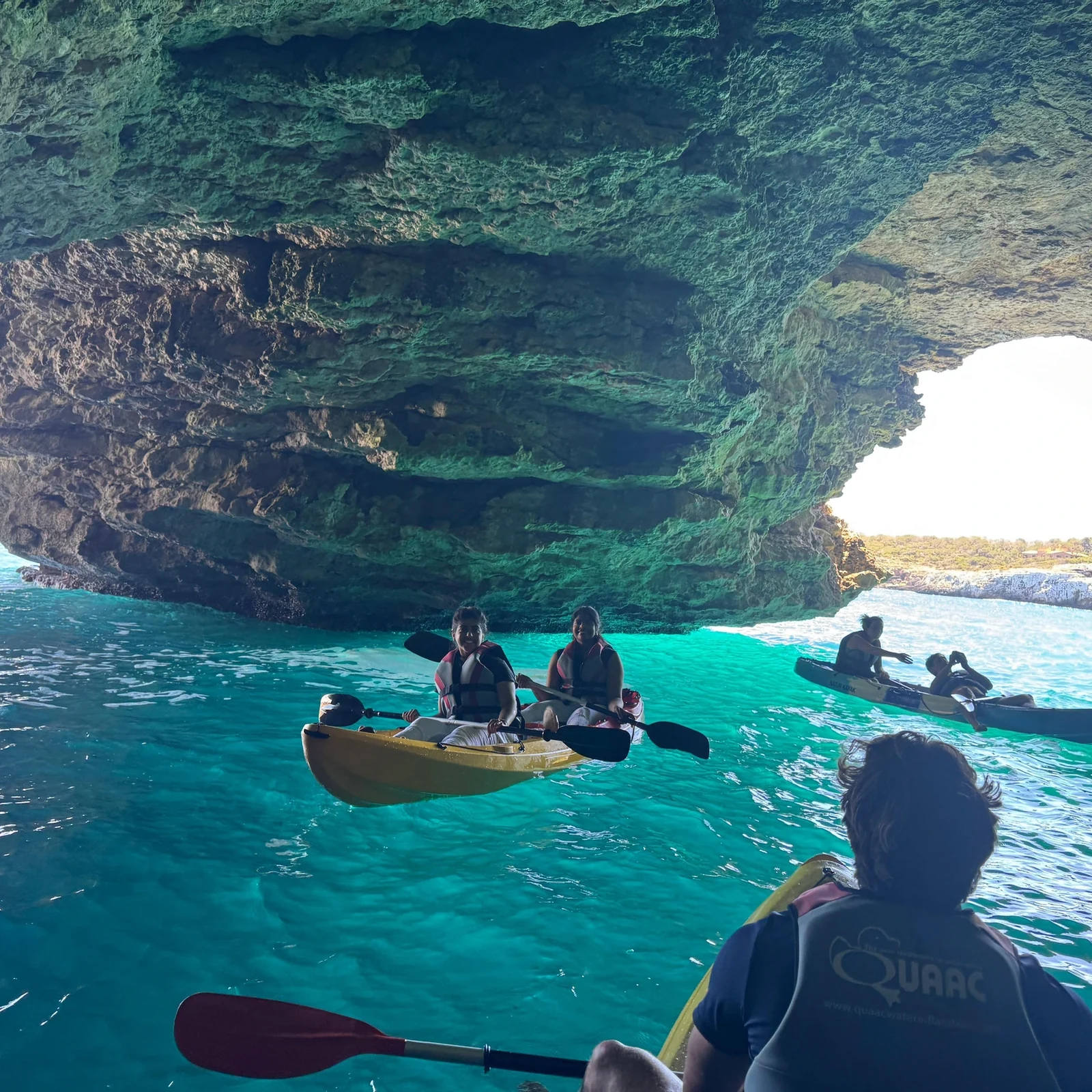 Kayak ou paddle entre grottes et criques du sud-est de Majorque