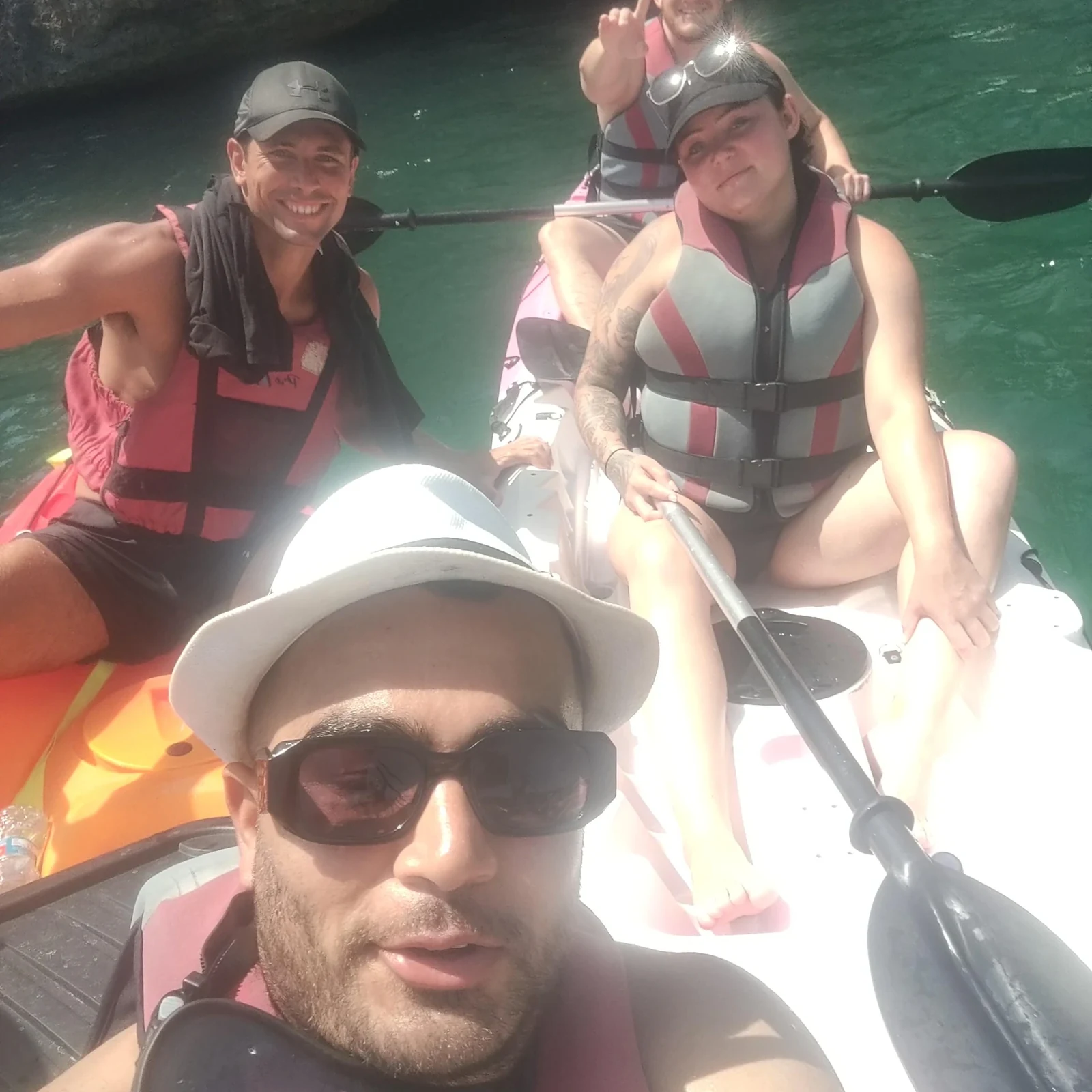 Kayak ou paddle entre grottes et criques du sud-est de Majorque
