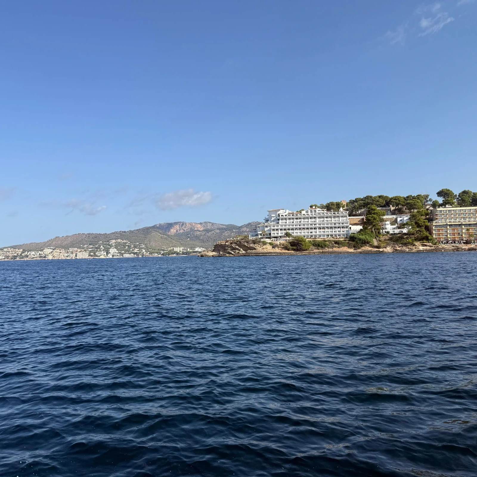 Pilotez votre propre bateau à Santa Ponsa, sans permis