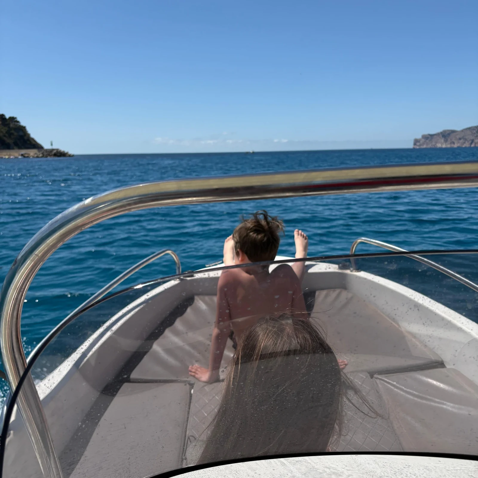Pilotez votre propre bateau à Santa Ponsa, sans permis