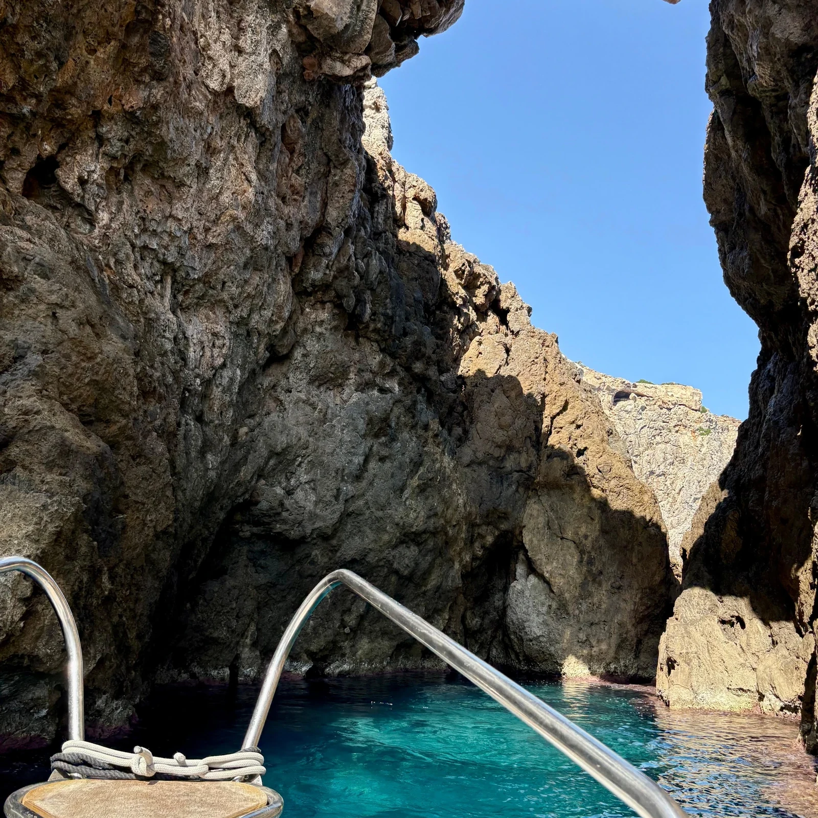 De Alcudia a Formentor, Cap Pinar y Cala Murta en barco y grupo pequeño