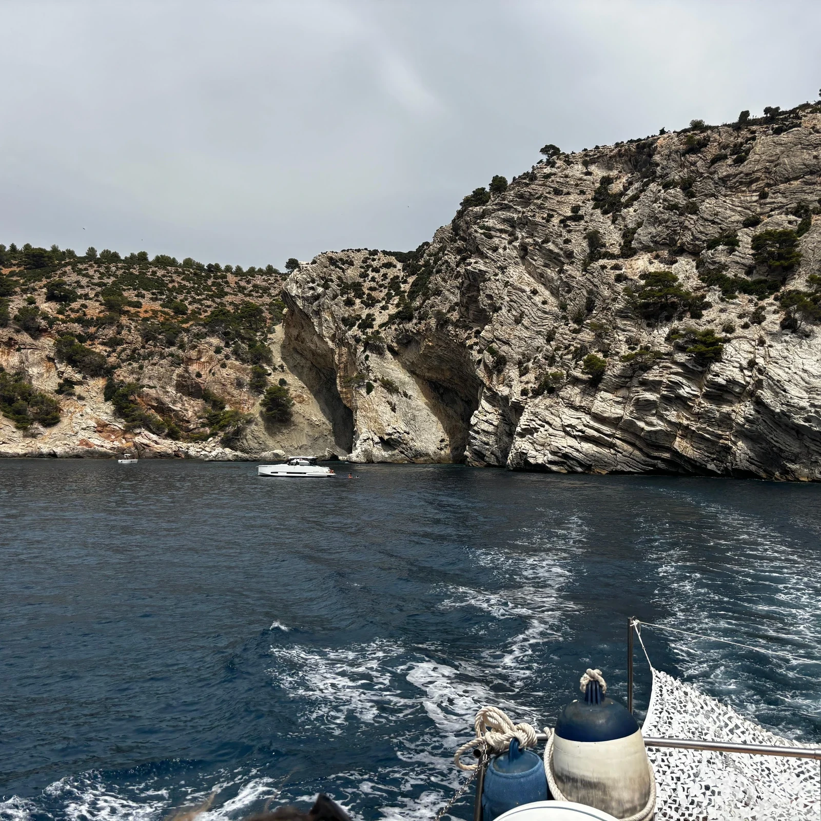 Dragonera en bateau : nature, baignade, snorkeling et déjeuner en 5 heures