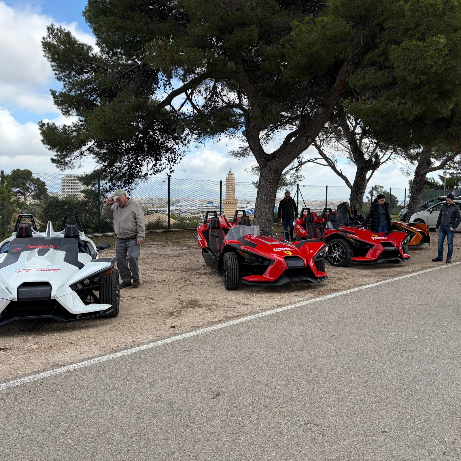 Formula Car Tour à Majorque : conduisez entre côte et montagne depuis Peguera