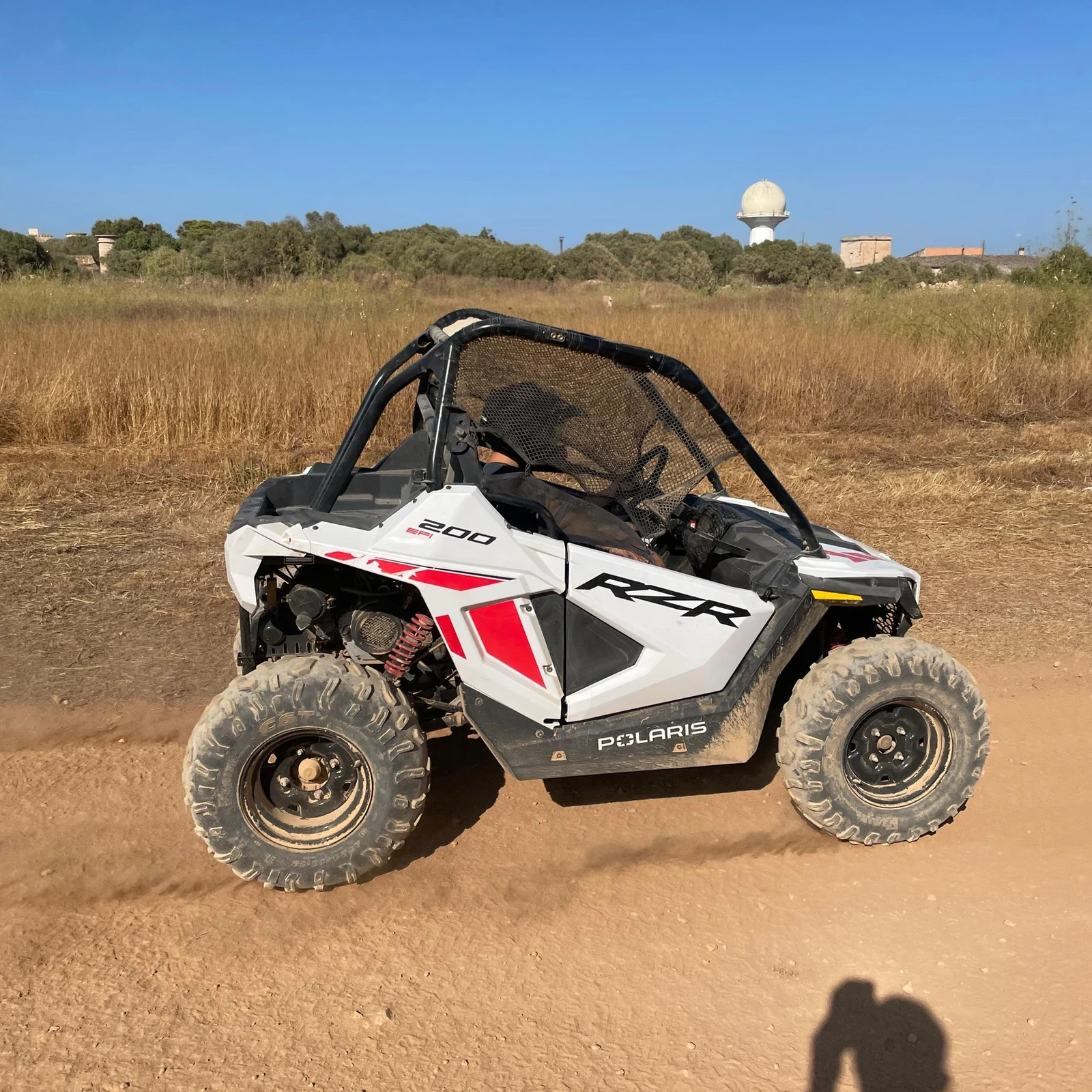 Mallorca Kids Buggy: 20 Minuten selbst am Steuer eines echten Buggys