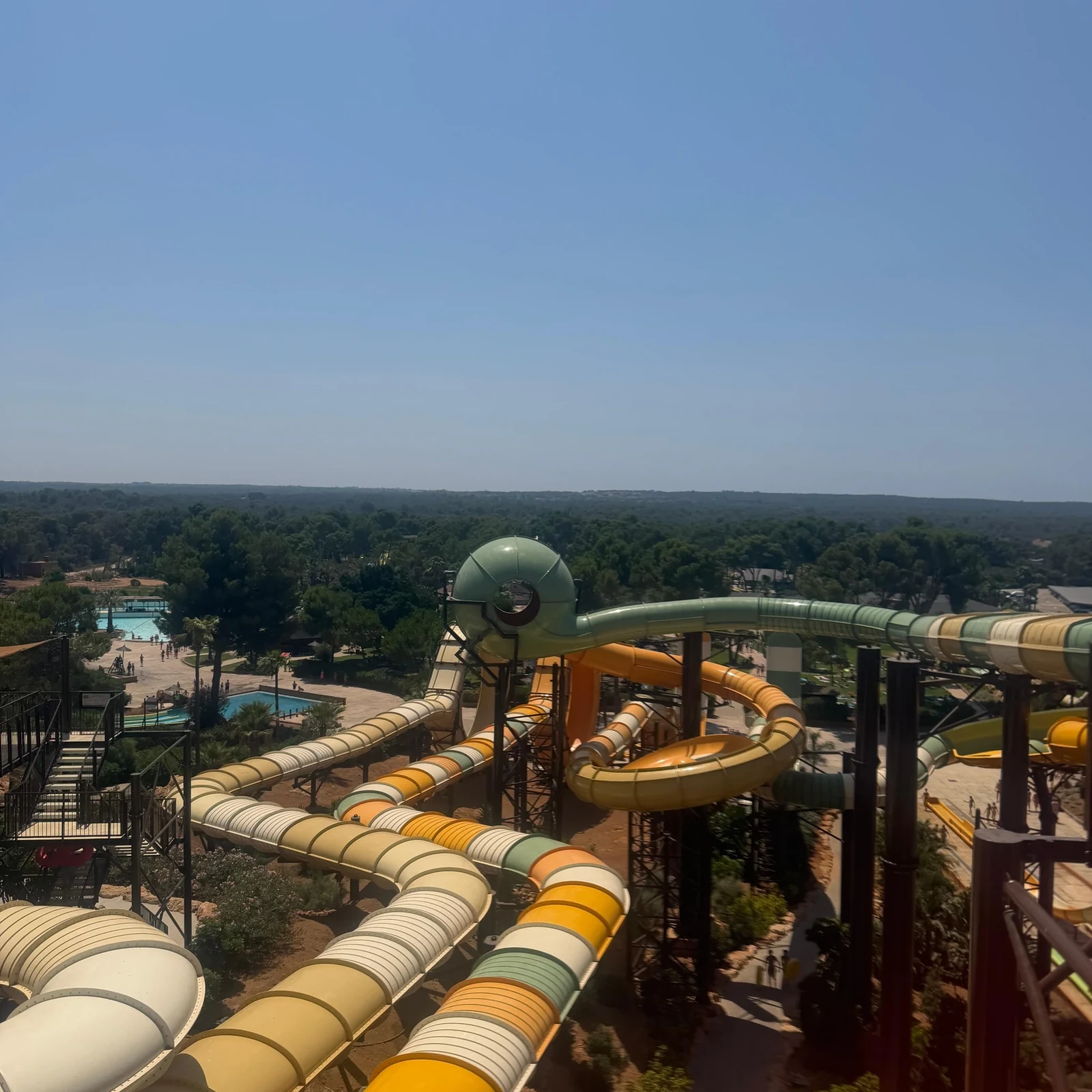 Aqualand El Arenal: ein Tag voller Rutschen und Wasserattraktionen auf Mallorca