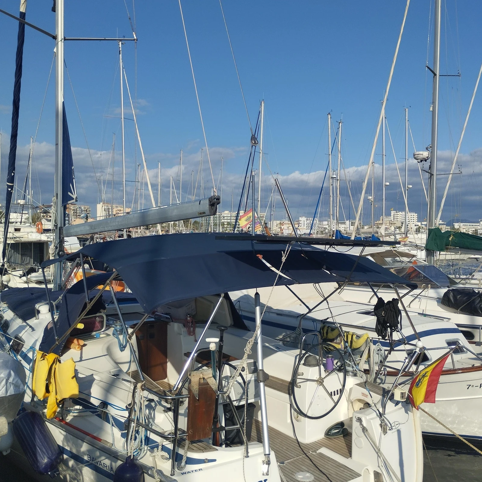 Cala Vella en voilier : 4 heures de navigation, baignade et snorkeling depuis Palma