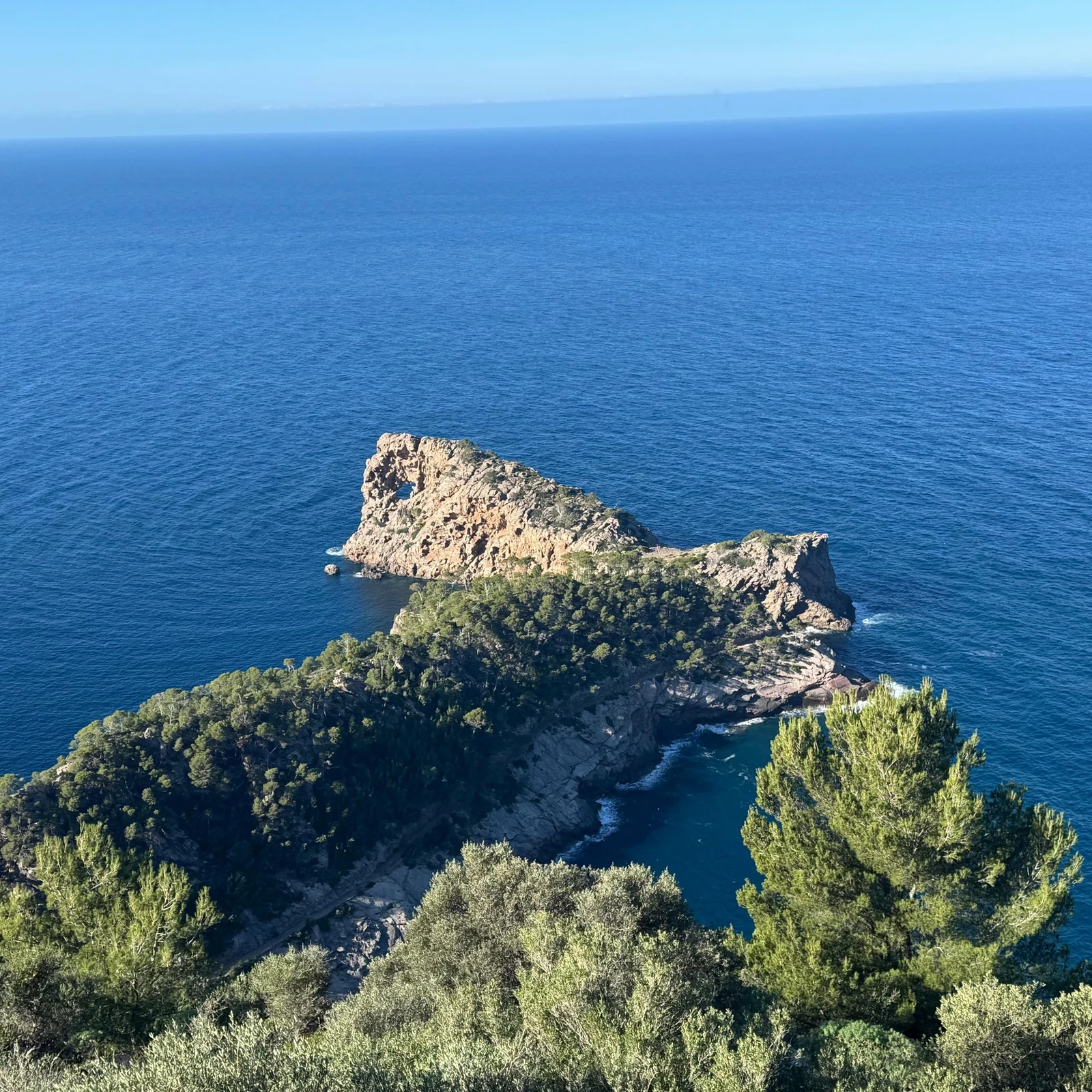 Tramuntana Mountains: Valldemossa, Miramar and Sóller with guide and lunch