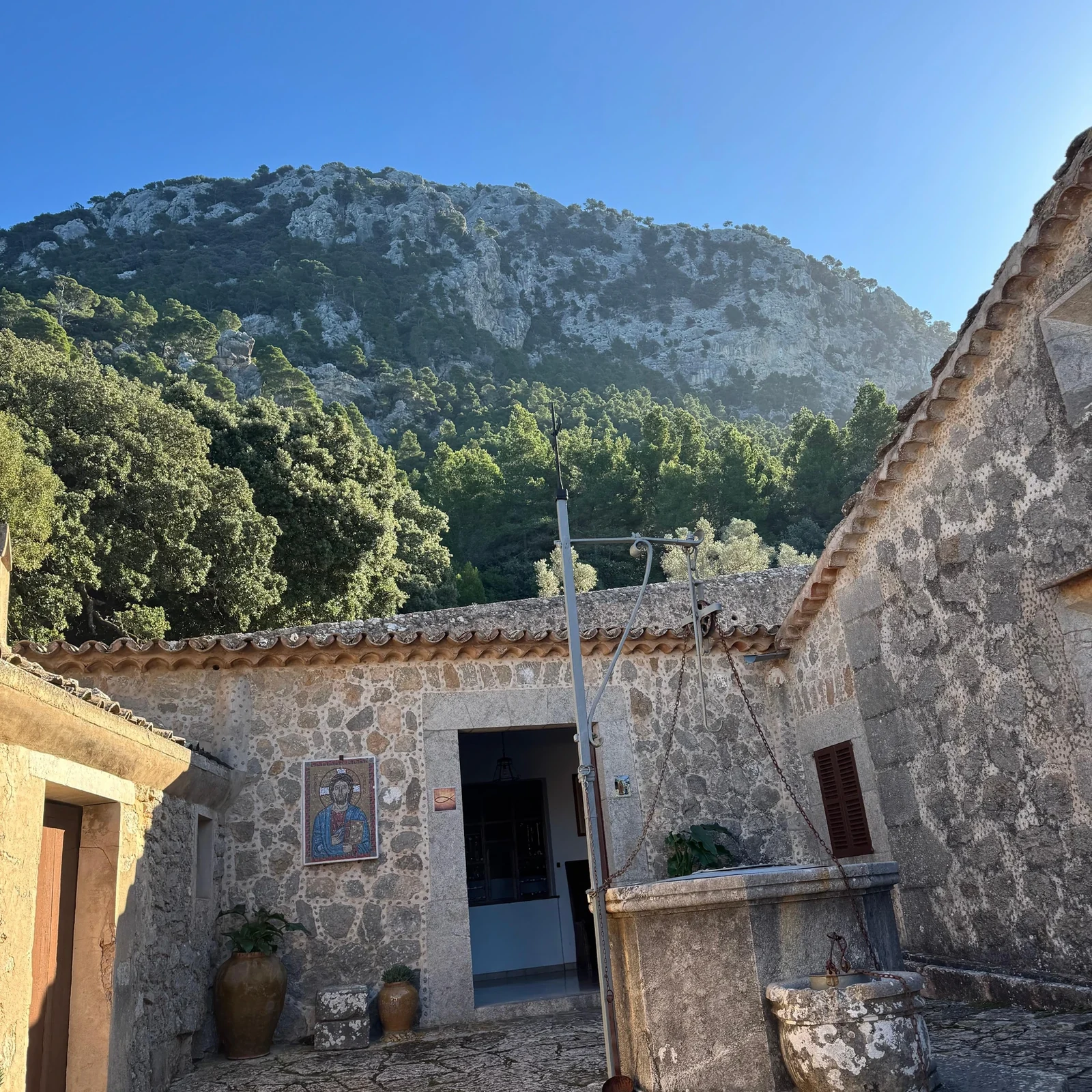 Tramuntana Mountains: Valldemossa, Miramar and Sóller with guide and lunch