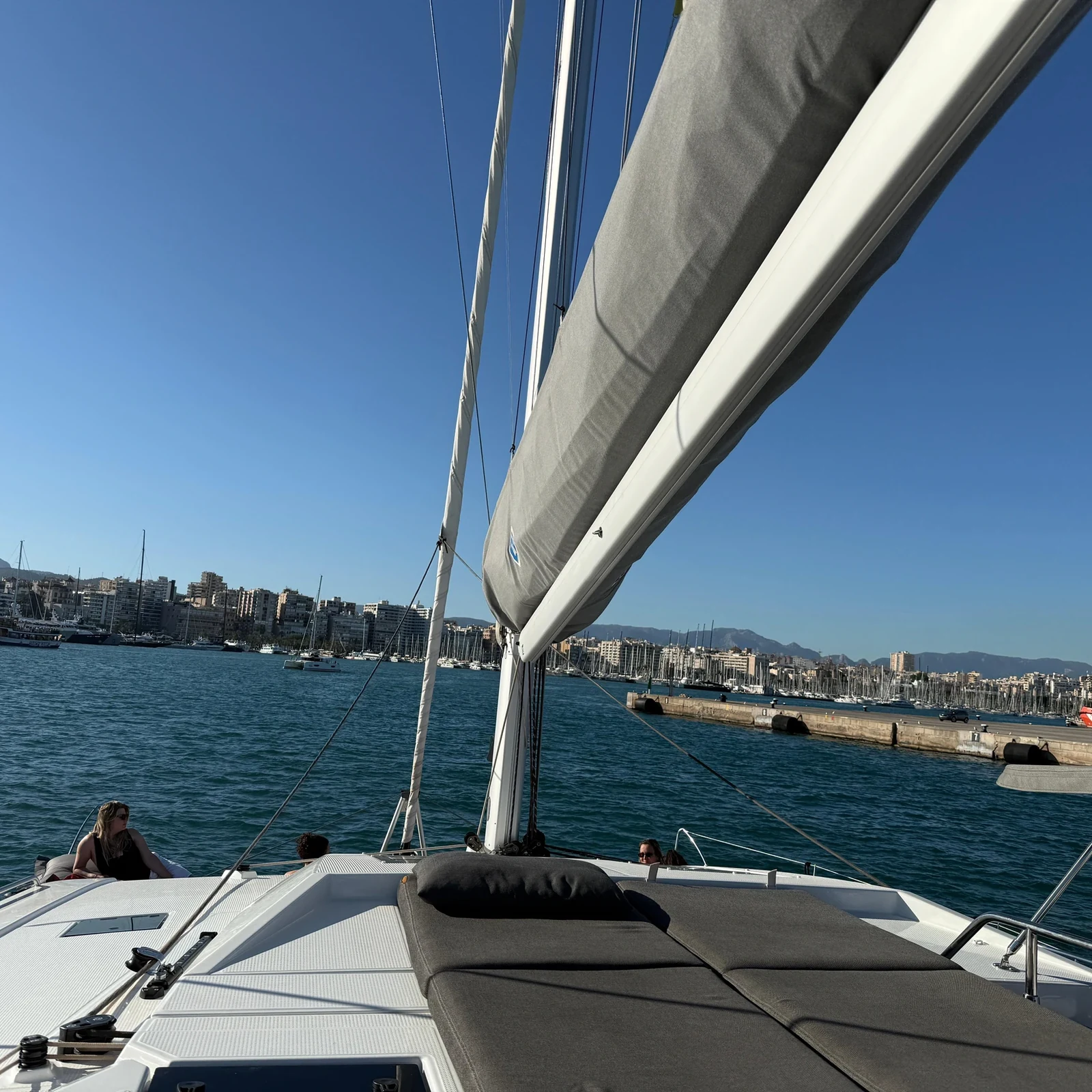 Palma catamaran: 4 hours of sailing, tapas and swimming