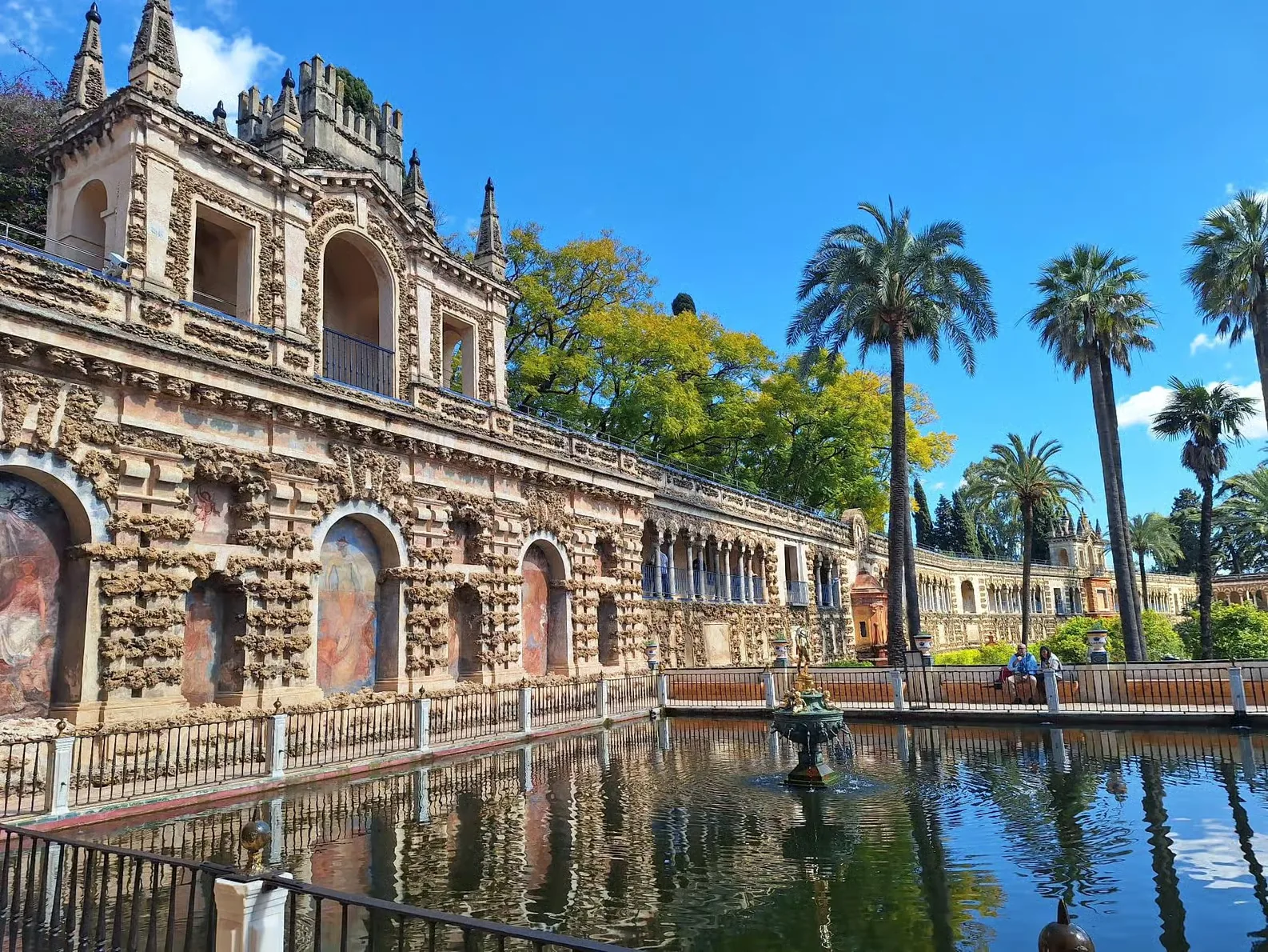Visita guiada por el Alcázar, la Catedral y la Giralda de Sevilla