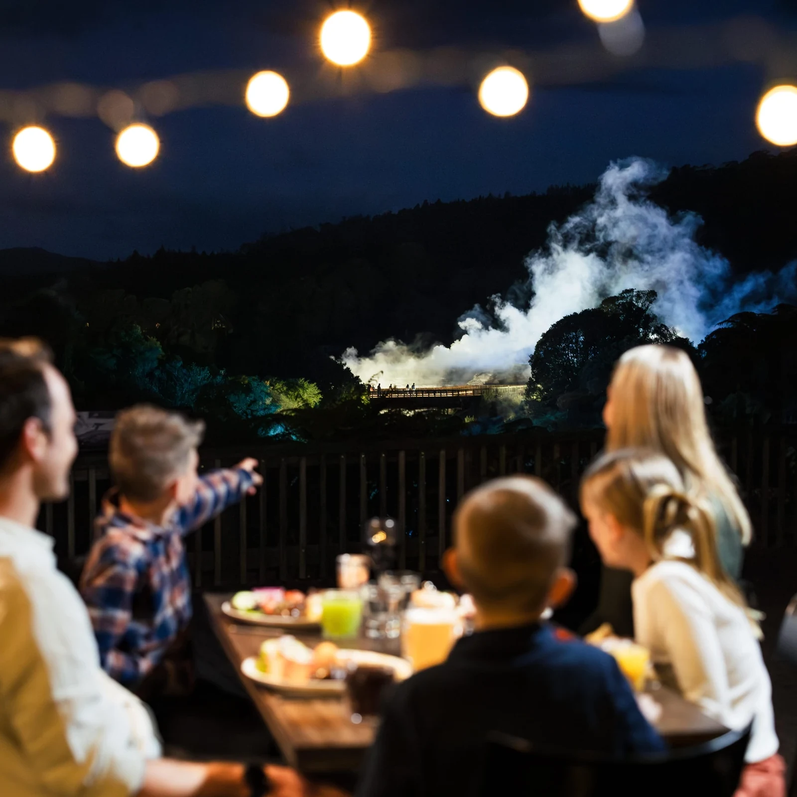A Māori evening with haka, hāngī and Pōhutu Geyser