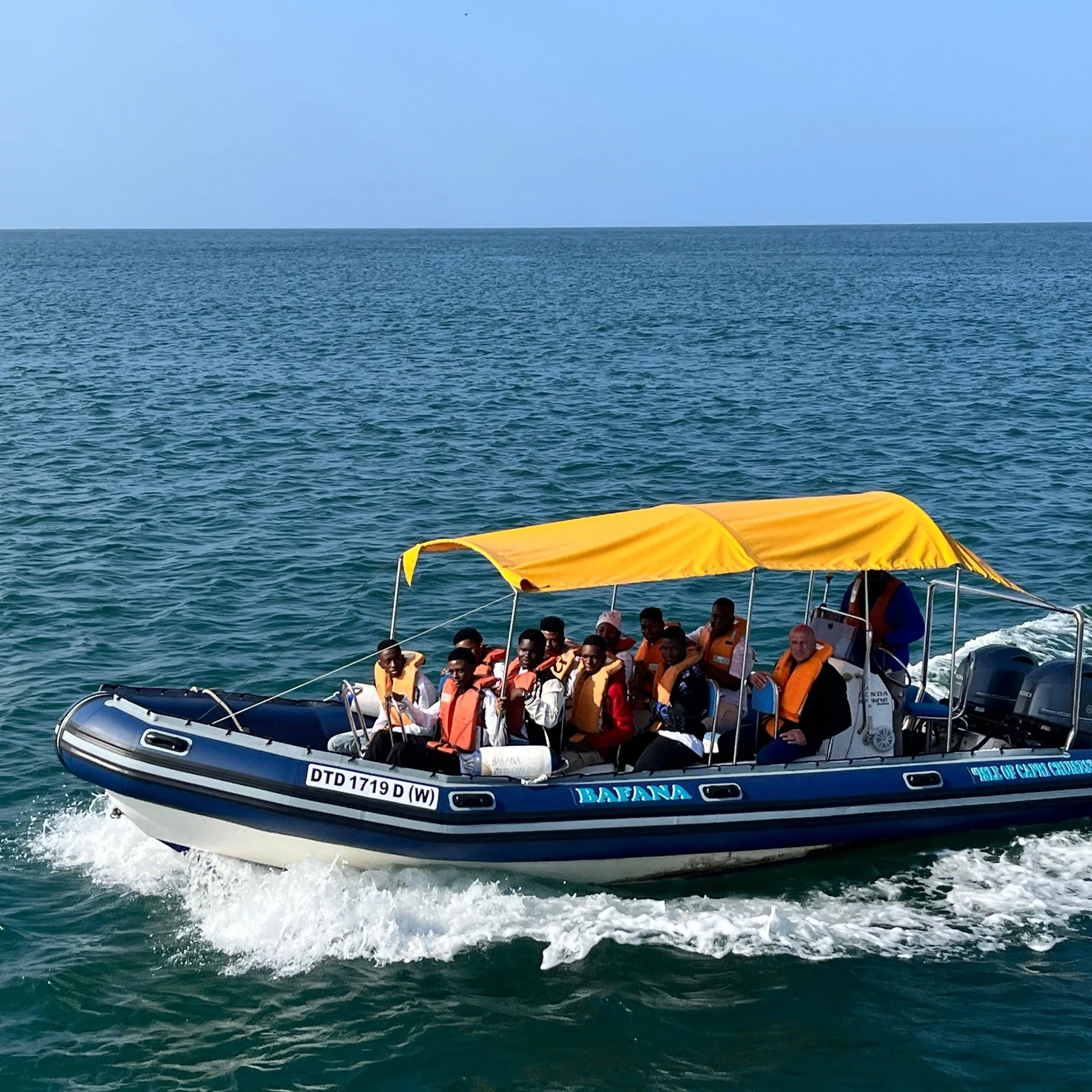Erlebe Durban vom Wasser aus und lerne den aktiven Hafen kennen