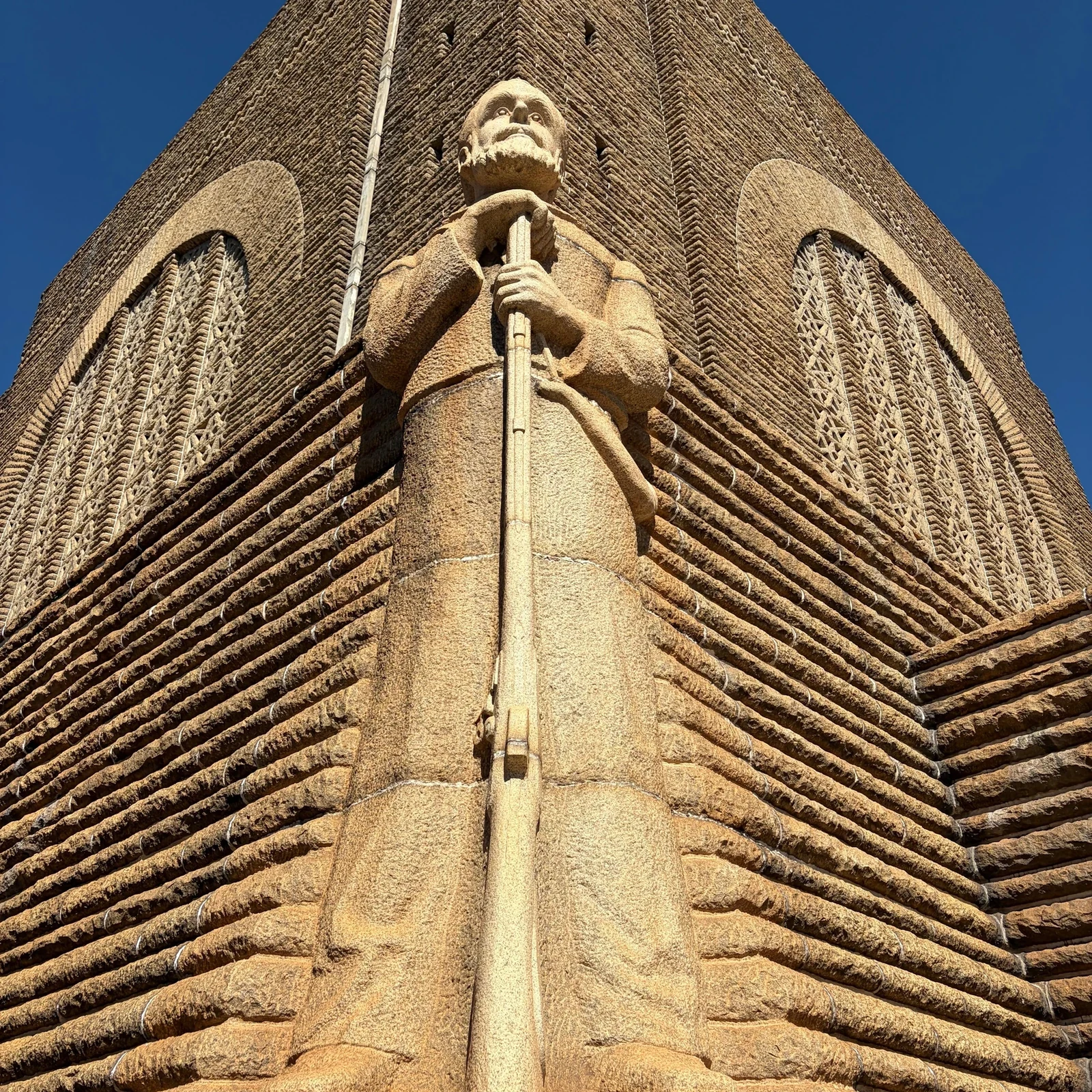 Conoce la historia de Pretoria en medio día
