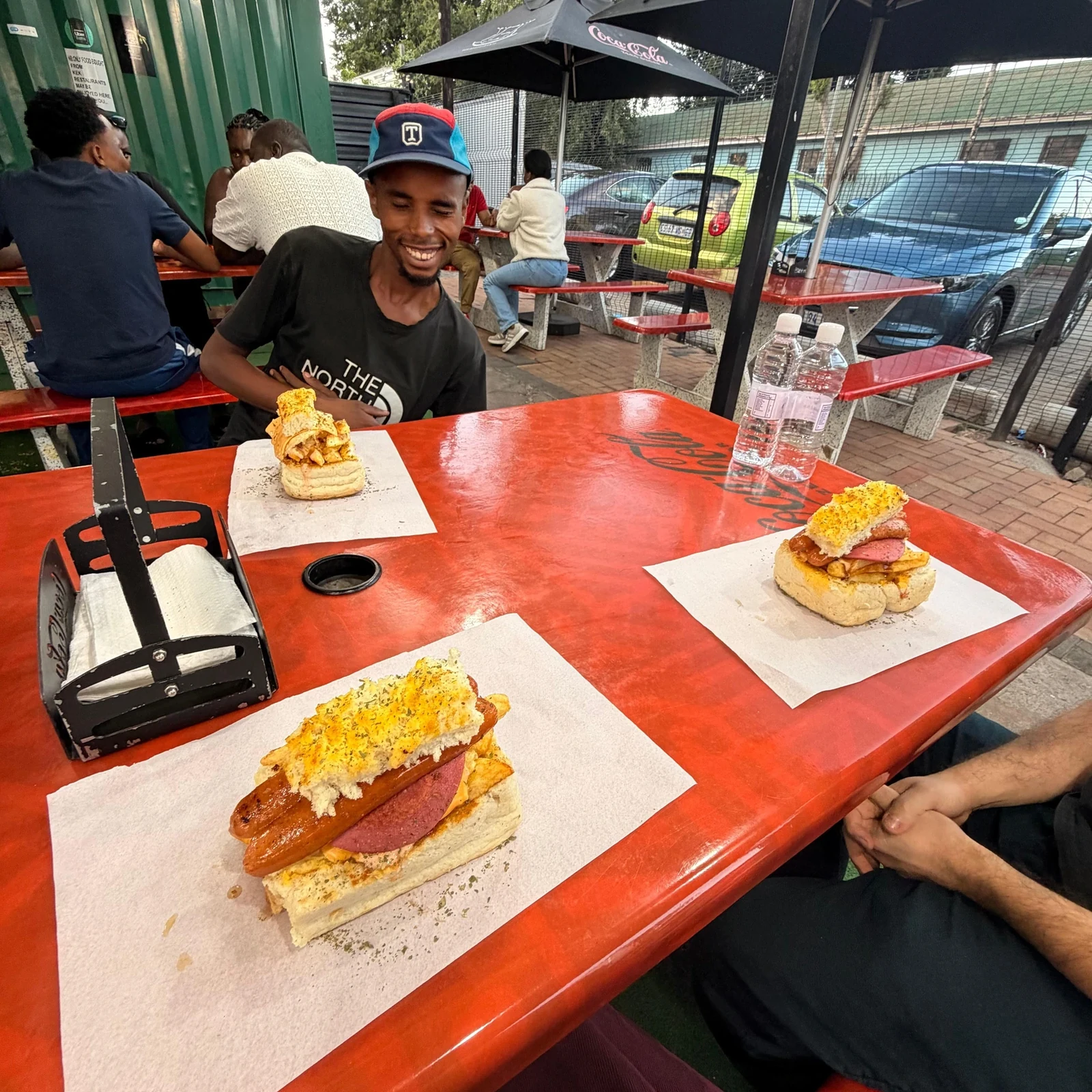 Descubre Soweto en tuk-tuk con un guía local
