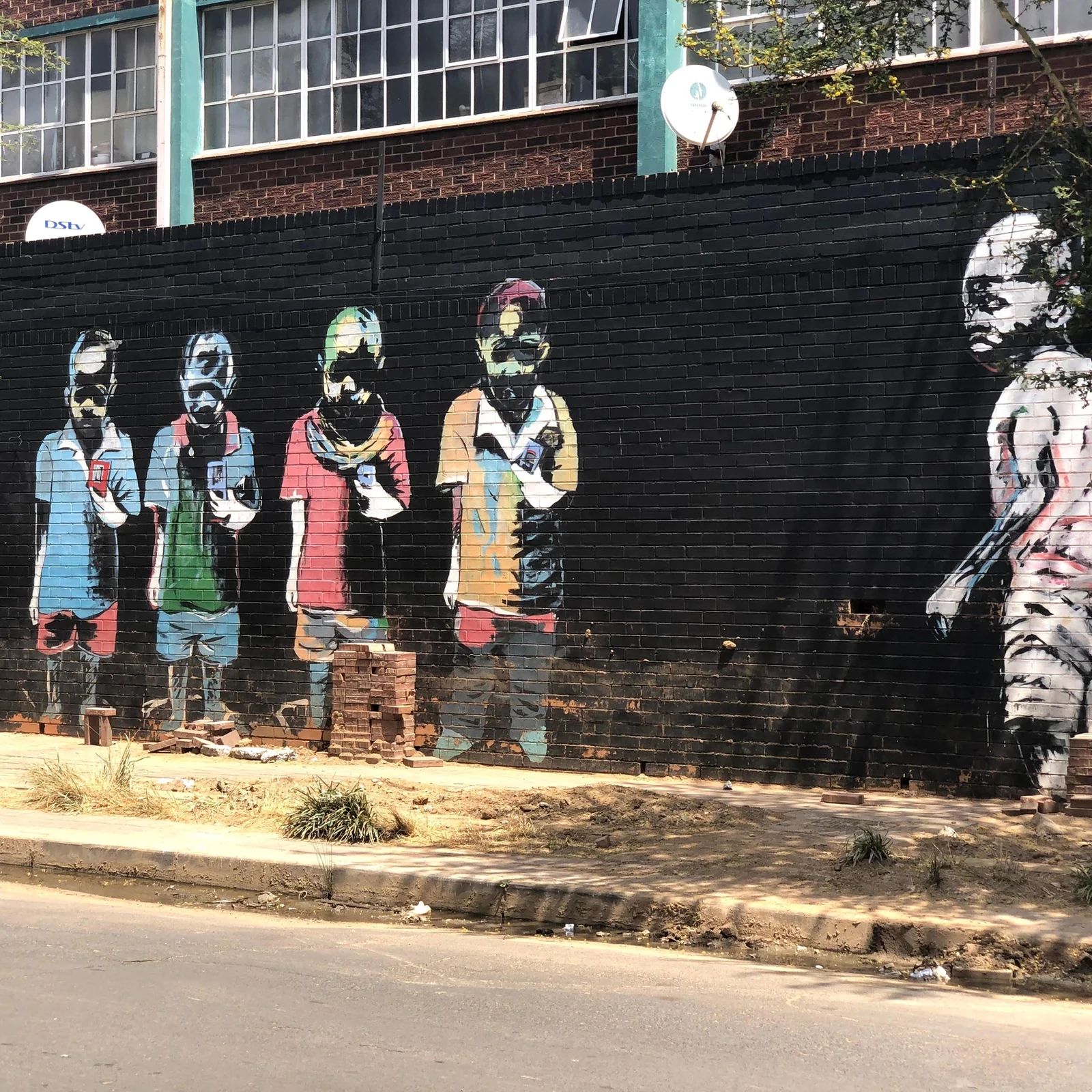 Arte urbano y sabores locales en Maboneng