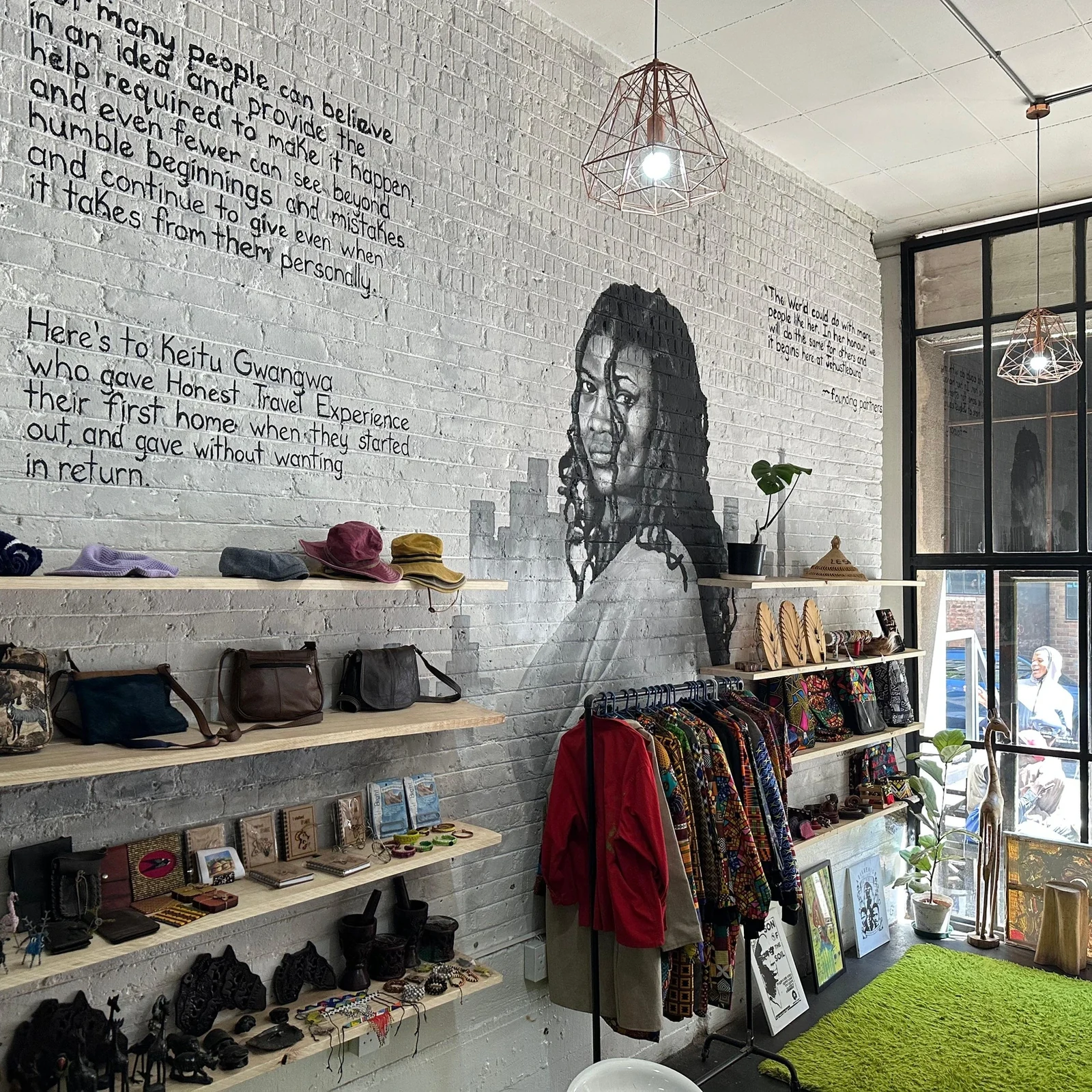 Arte urbano y sabores locales en Maboneng